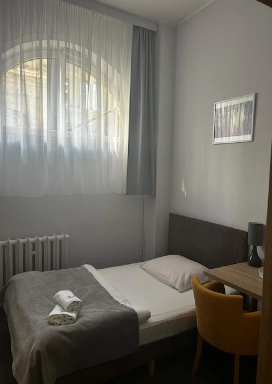 Photo of the whole room, Bed in Hotelik Elka-Sen