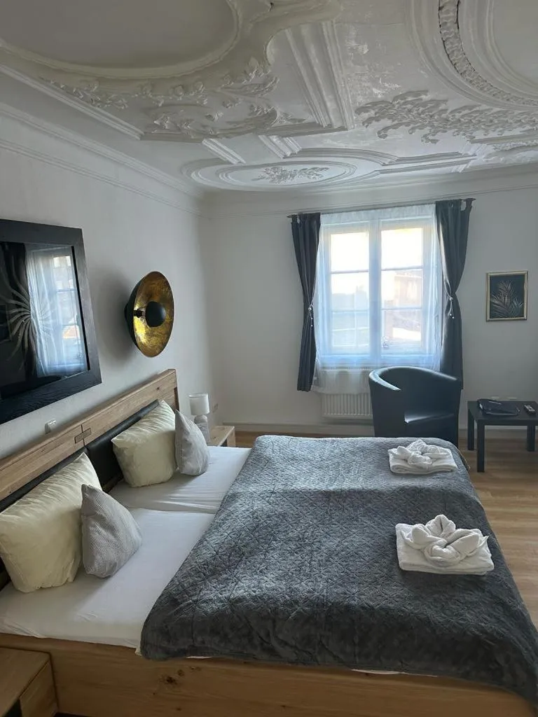 Bed in Hotel Zum Goldenen Anker