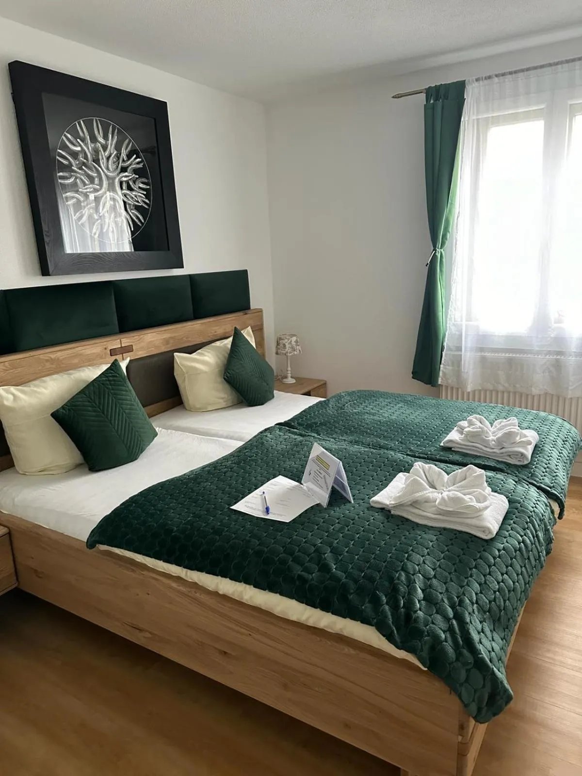 Bed in Hotel Zum Goldenen Anker