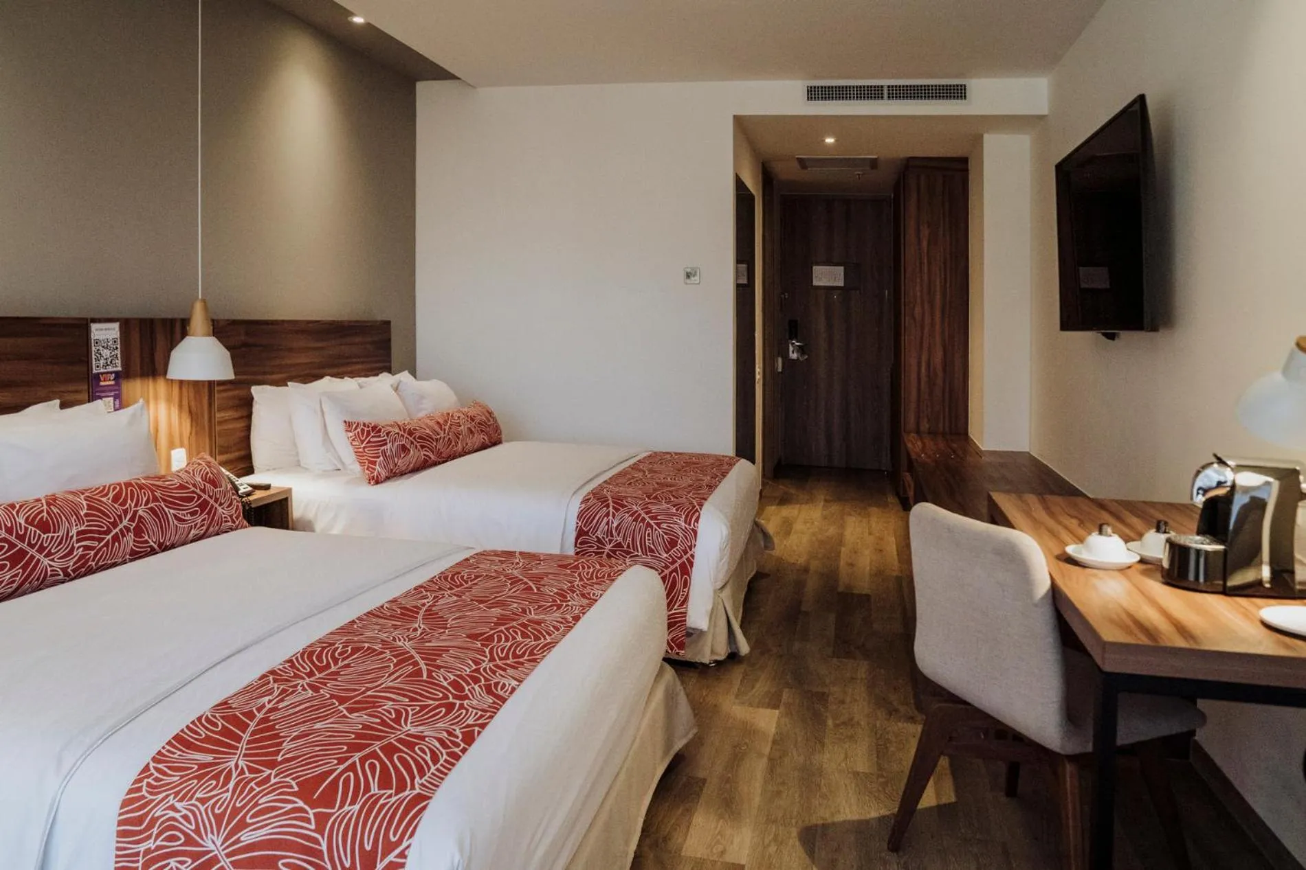 Photo of the whole room, Bed in Novotel Medellin El Tesoro