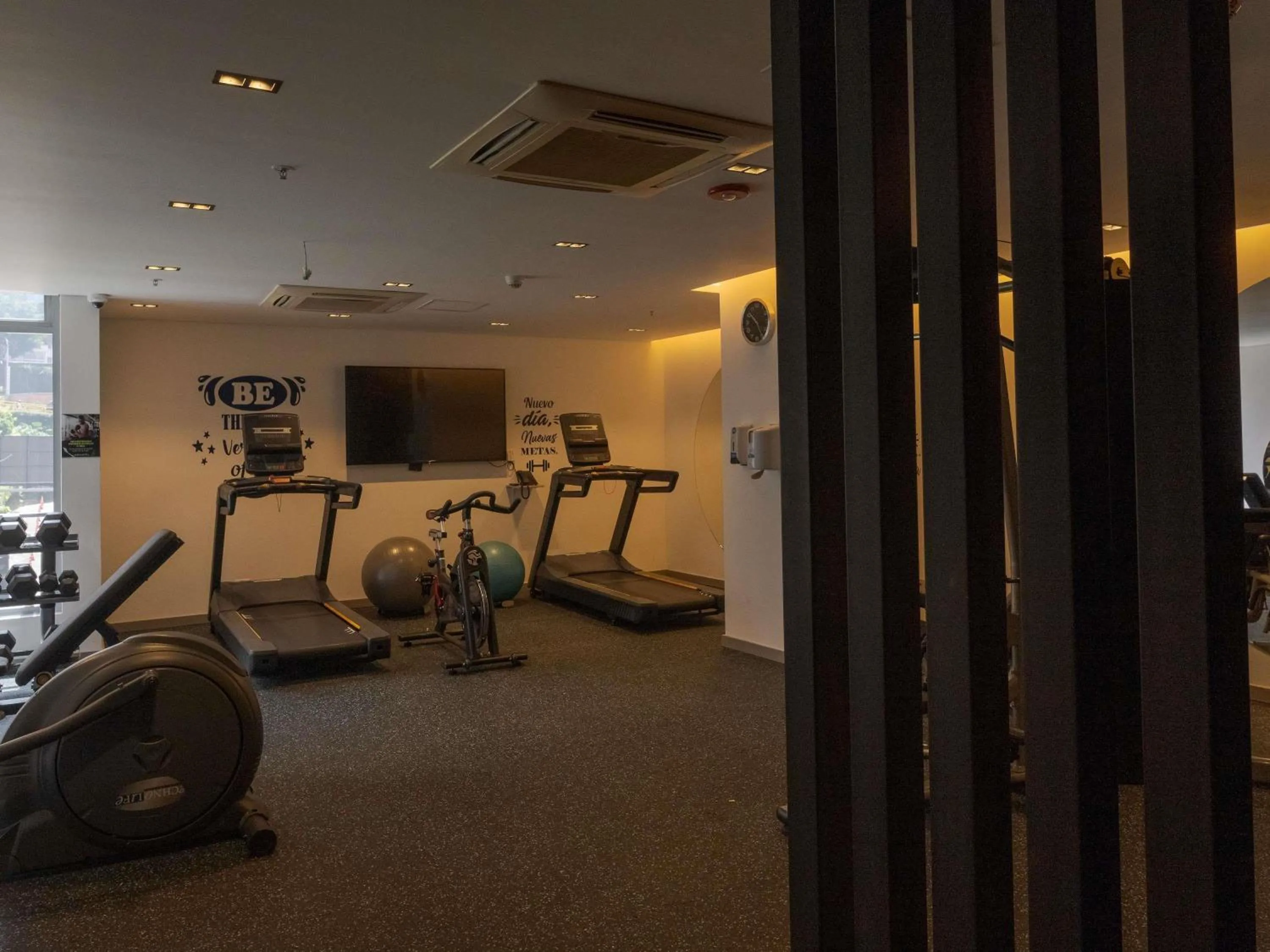 Fitness centre/facilities in Novotel Medellin El Tesoro