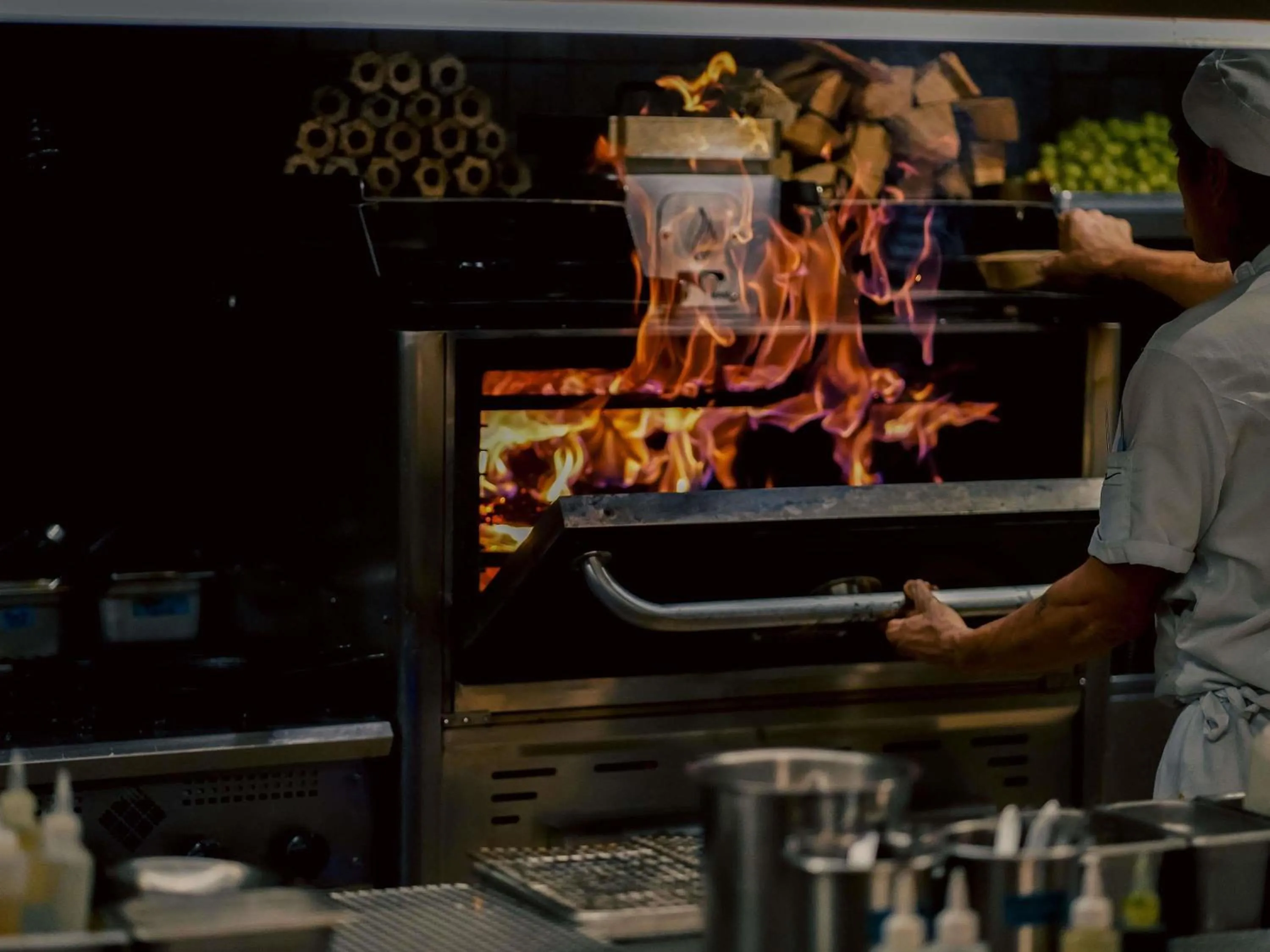 Restaurant/places to eat in Novotel Medellin El Tesoro