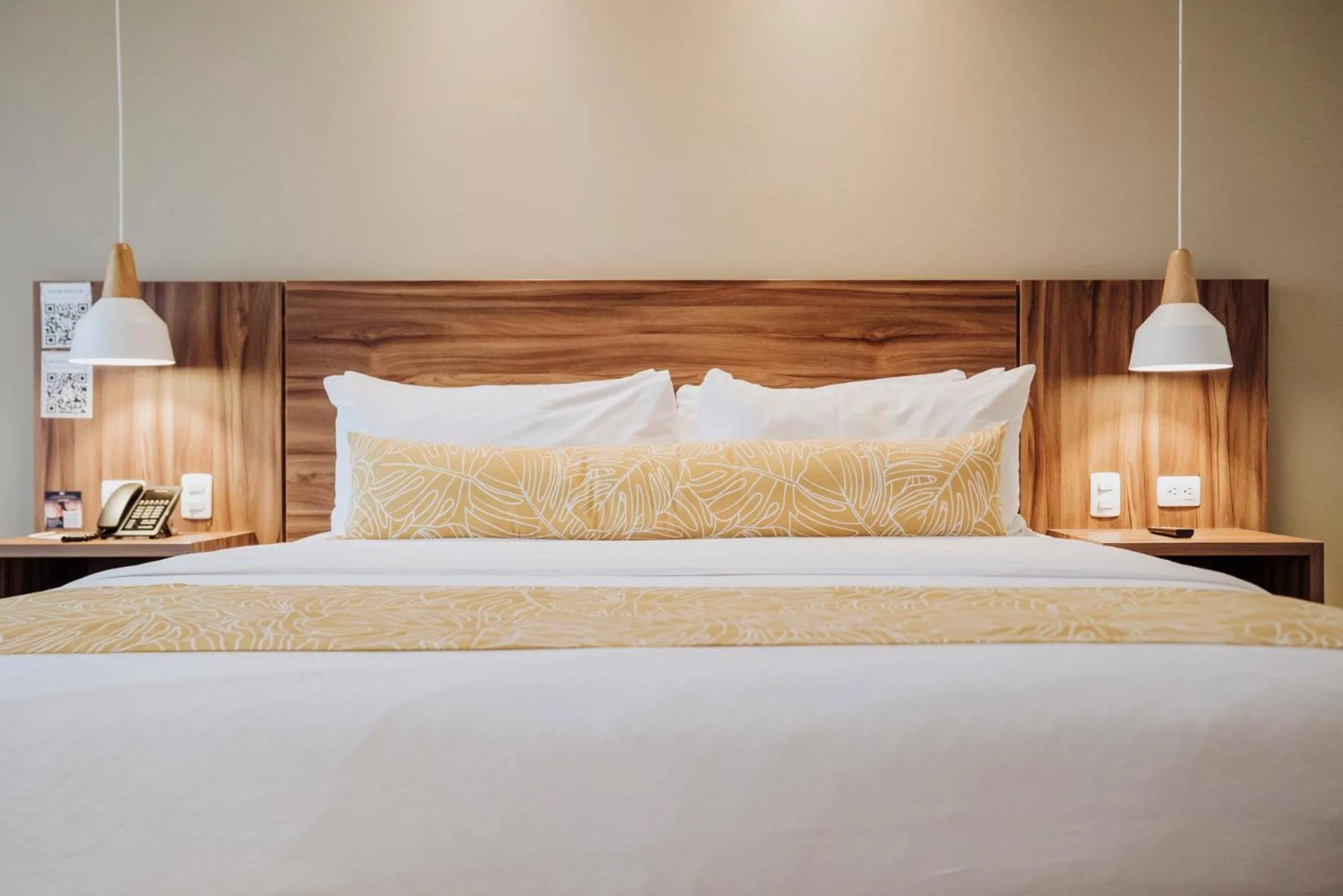 Bed in Novotel Medellin El Tesoro