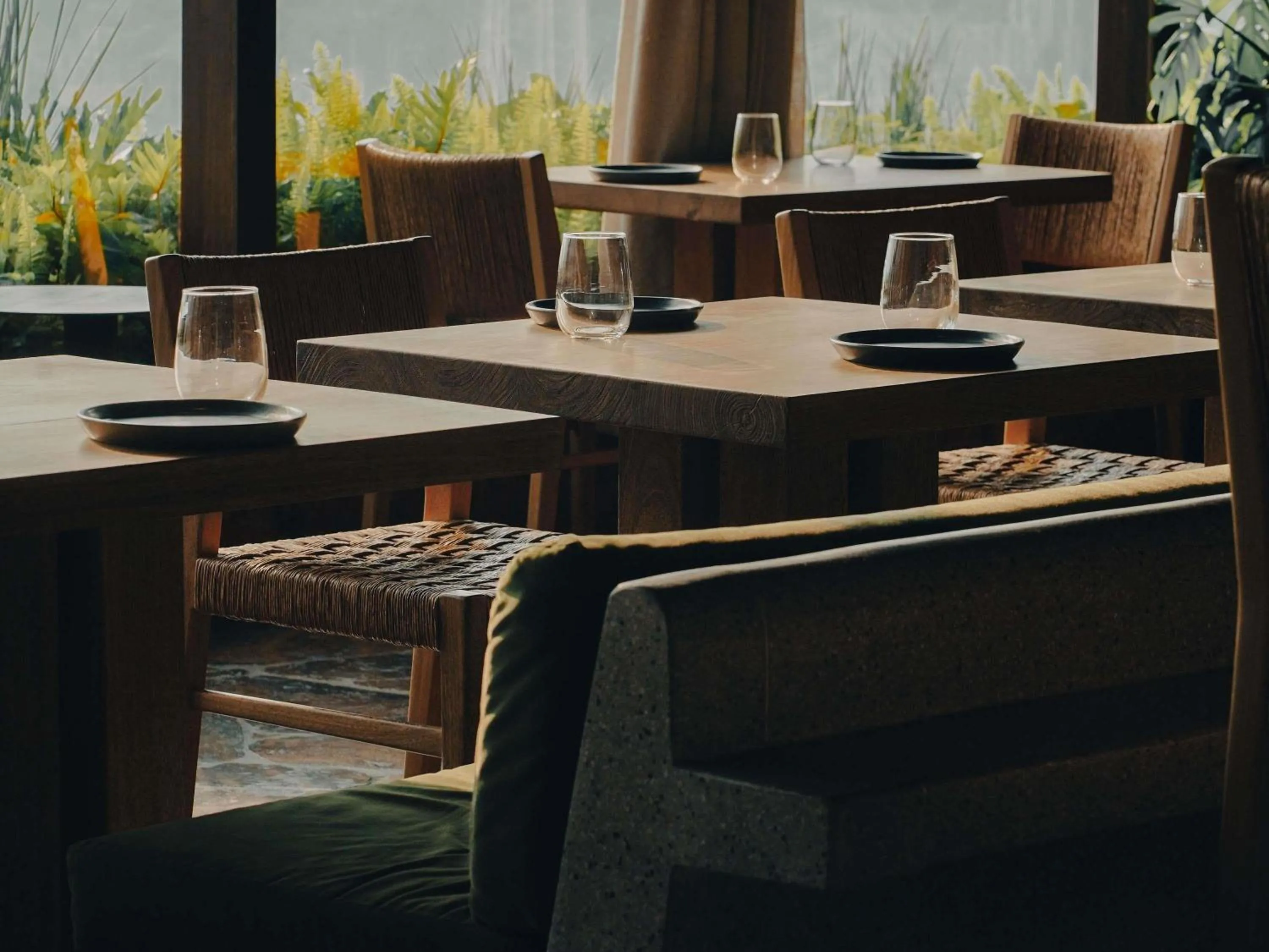 Restaurant/places to eat in Novotel Medellin El Tesoro