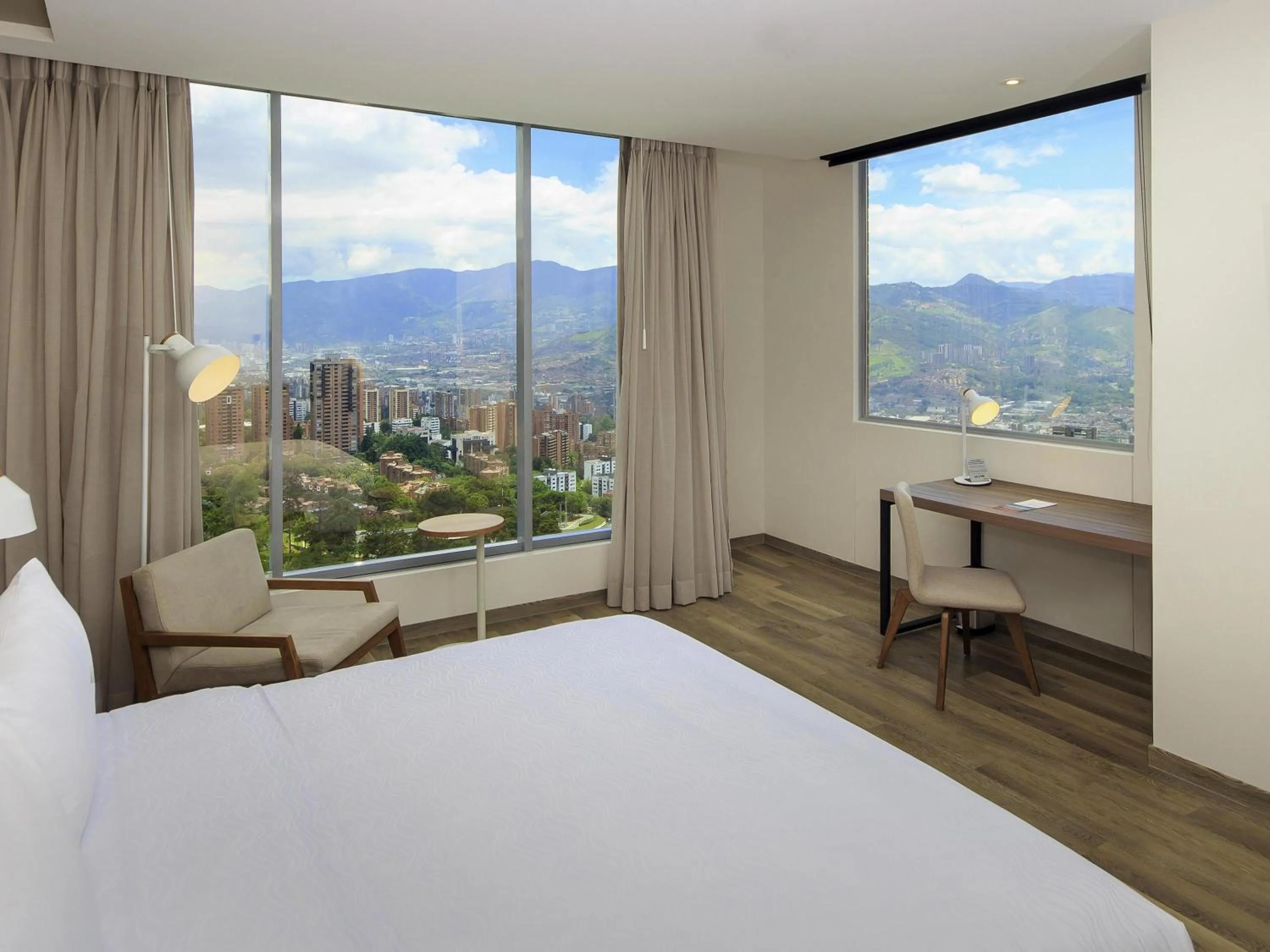 Bedroom, Bed in Novotel Medellin El Tesoro