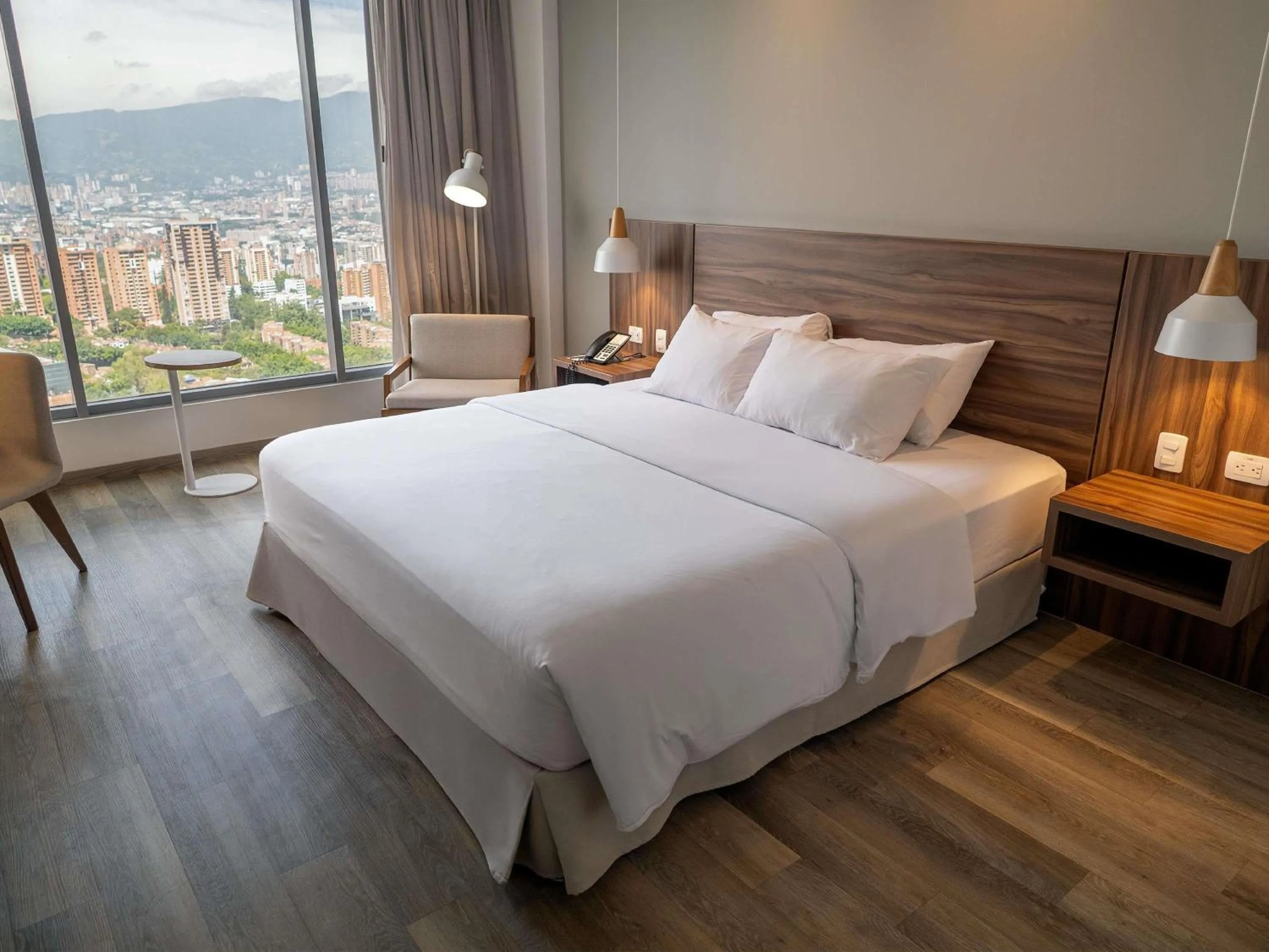 Bedroom, Bed in Novotel Medellin El Tesoro