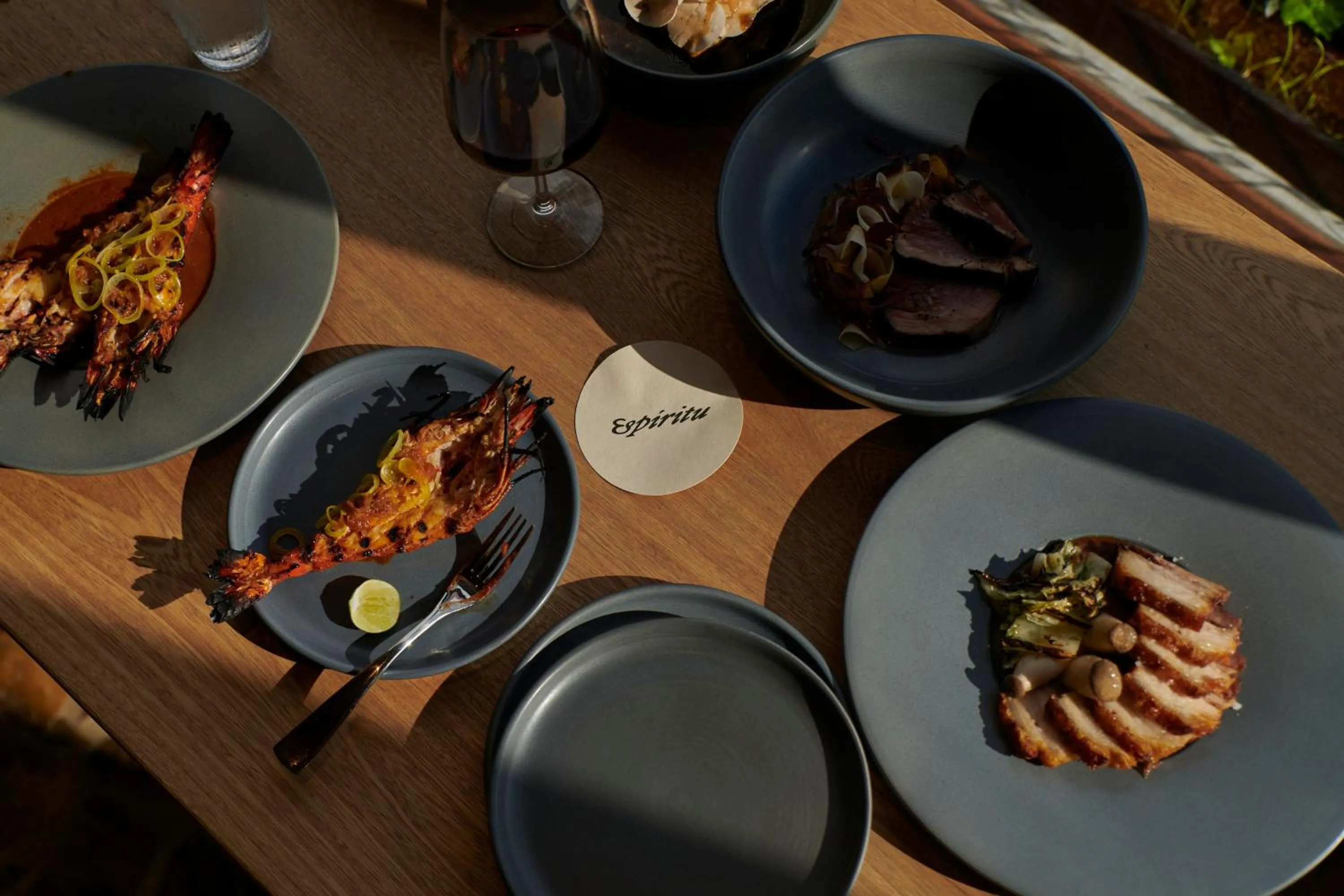 Restaurant/places to eat in Novotel Medellin El Tesoro