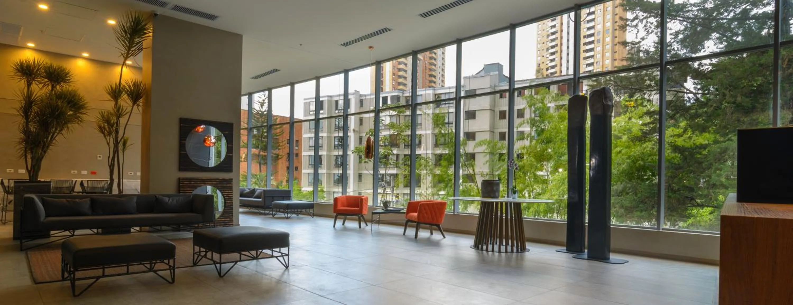 Living room in Novotel Medellin El Tesoro