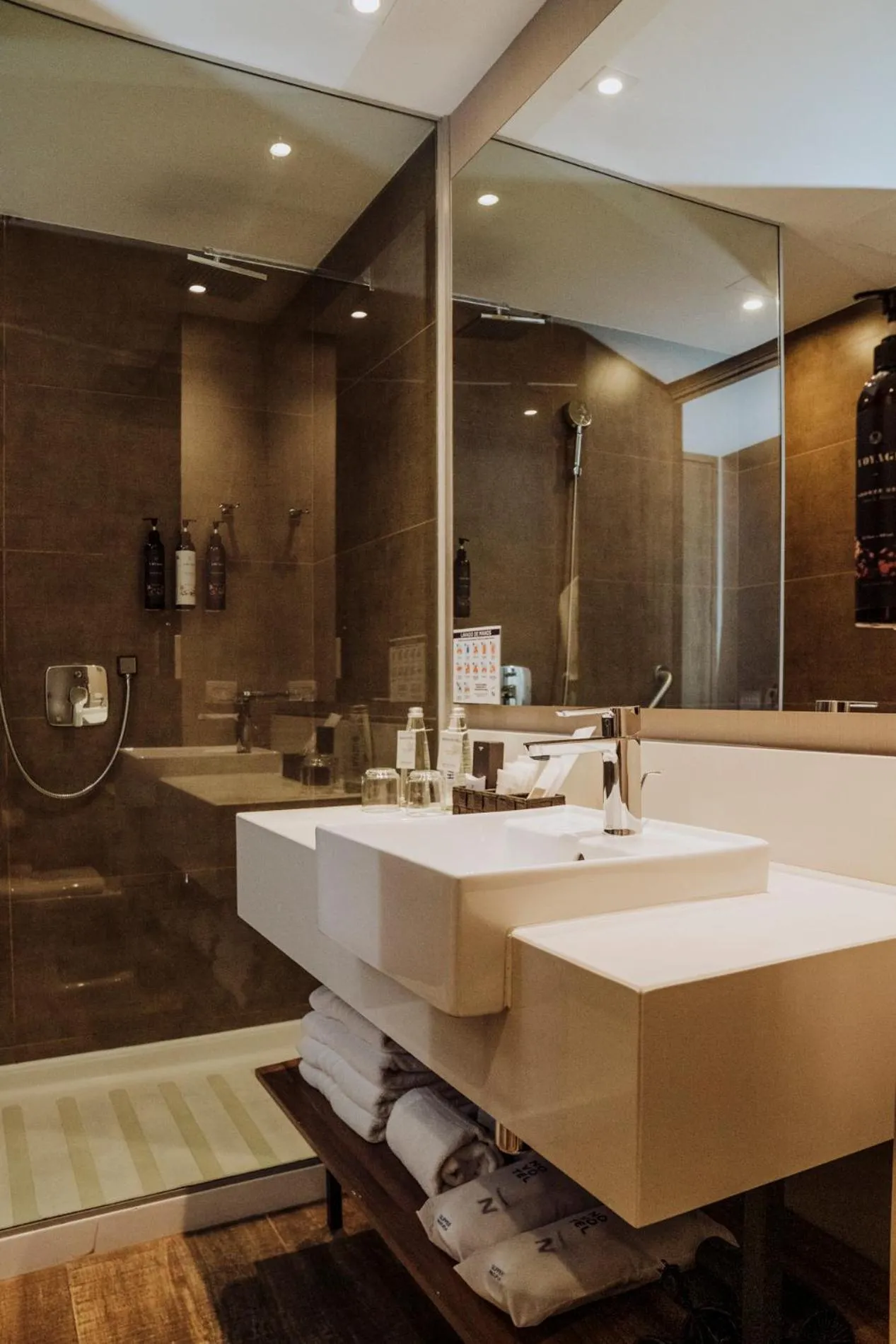 Bathroom in Novotel Medellin El Tesoro