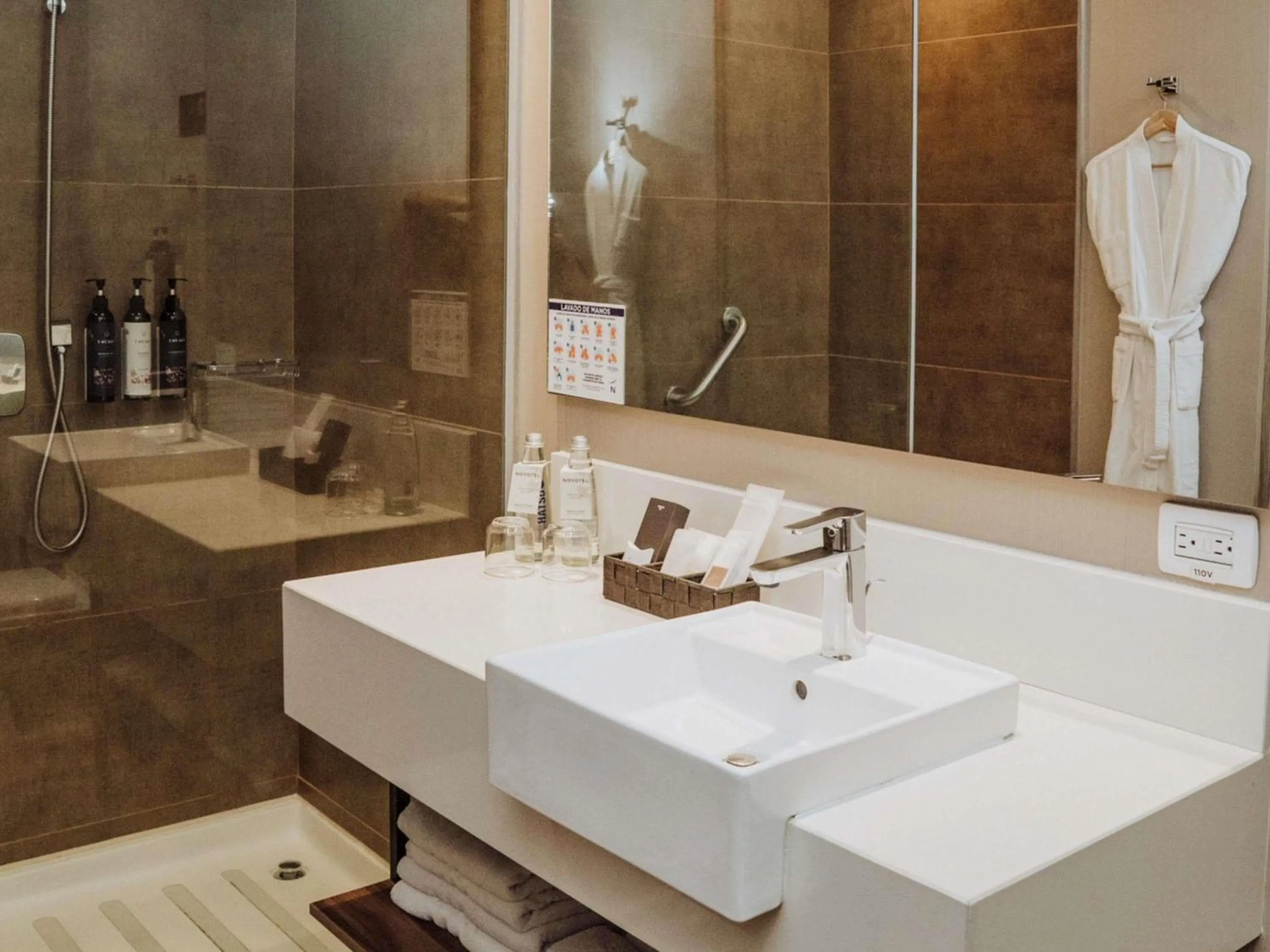 Bedroom in Novotel Medellin El Tesoro