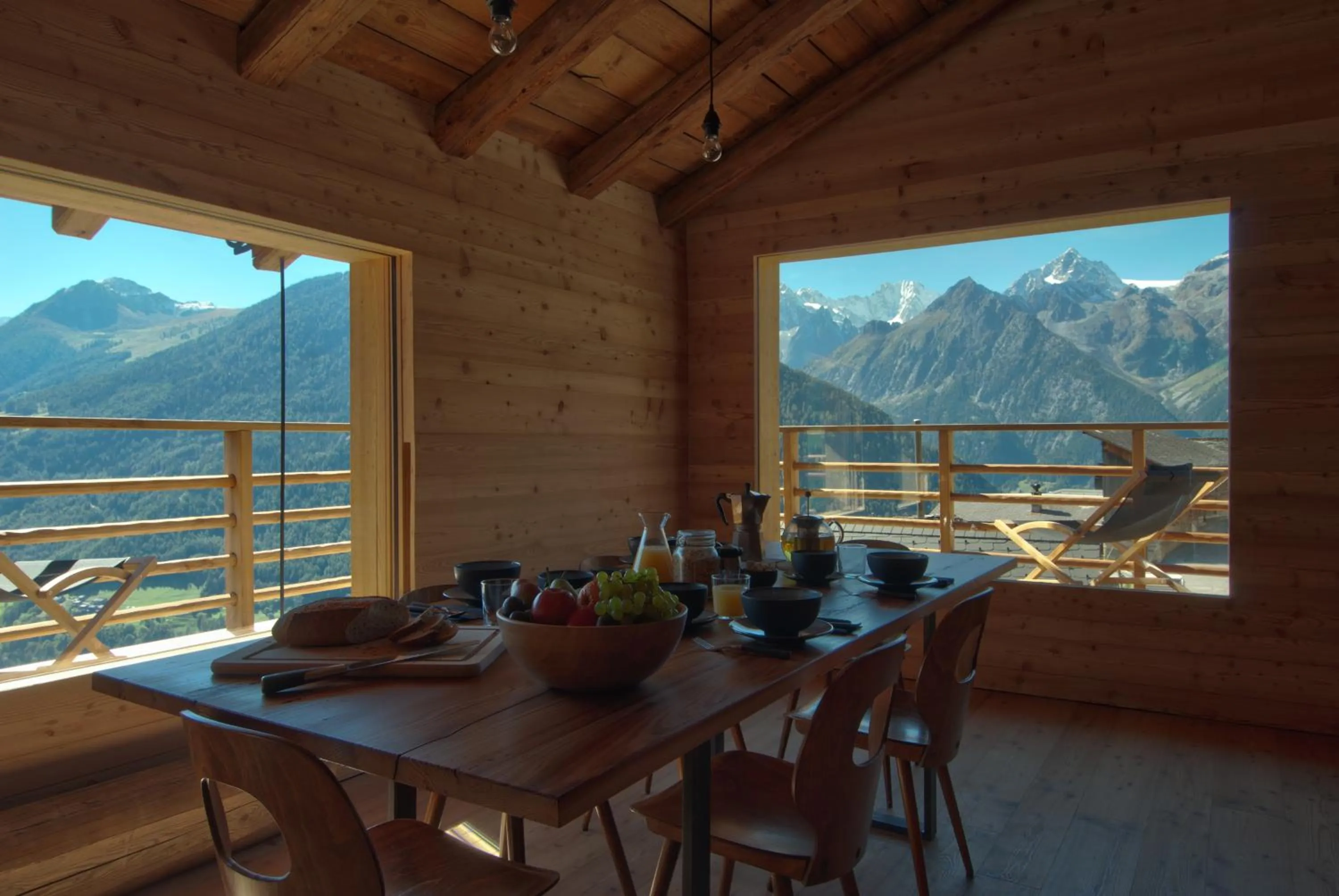 Restaurant/places to eat in Montagne Alternative