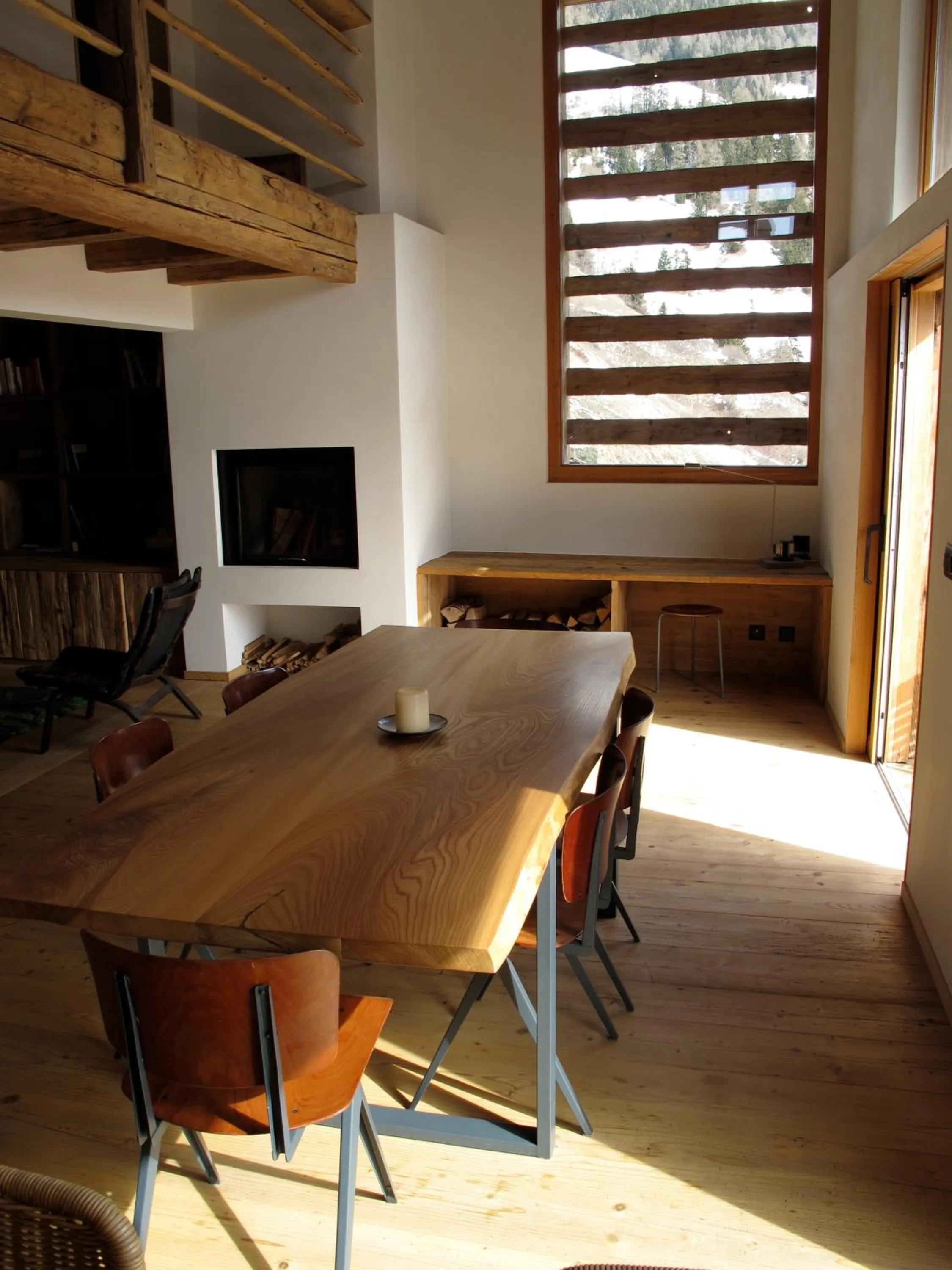 Restaurant/places to eat in Montagne Alternative