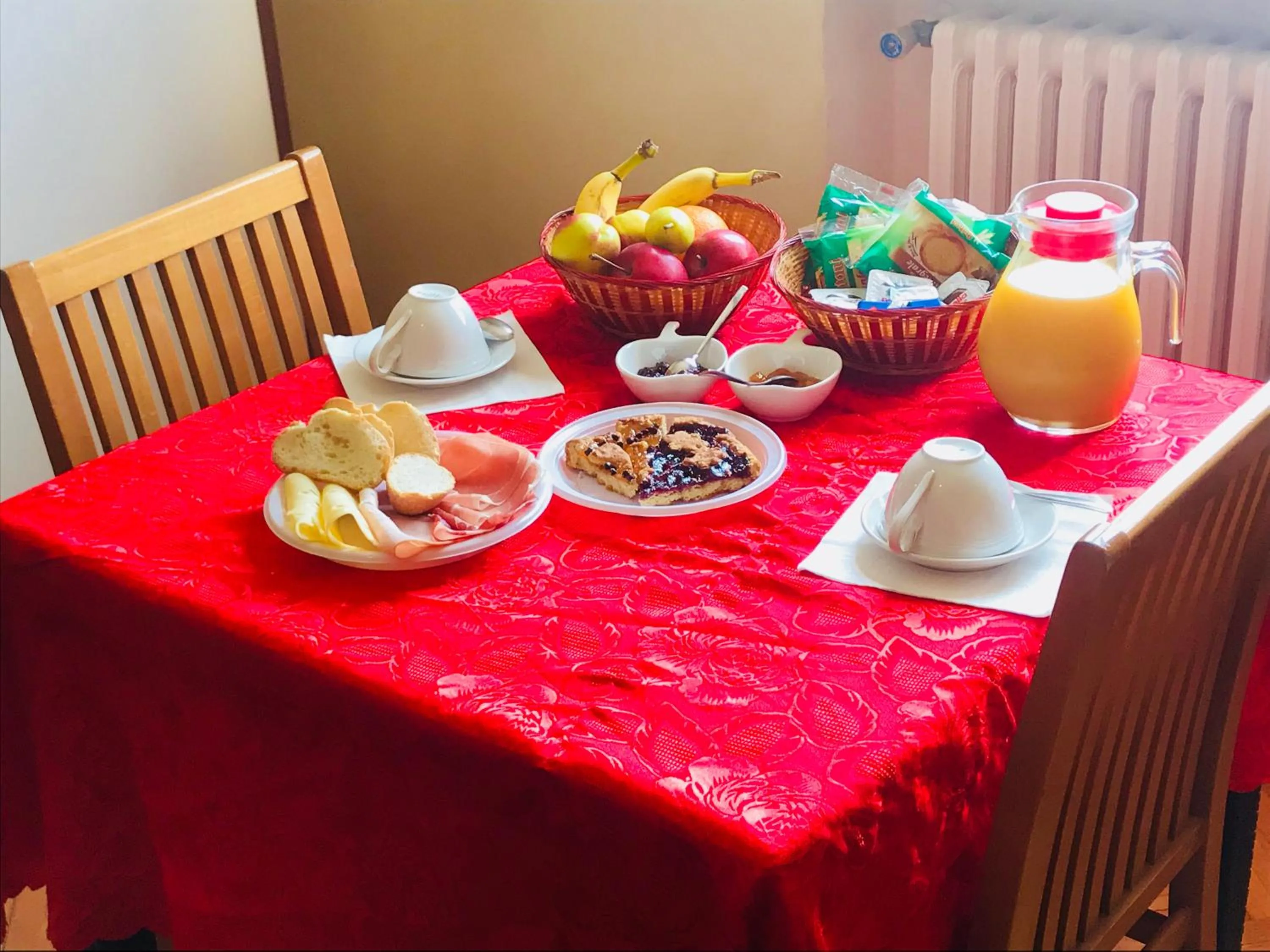 Food and drinks in B&B del Lago