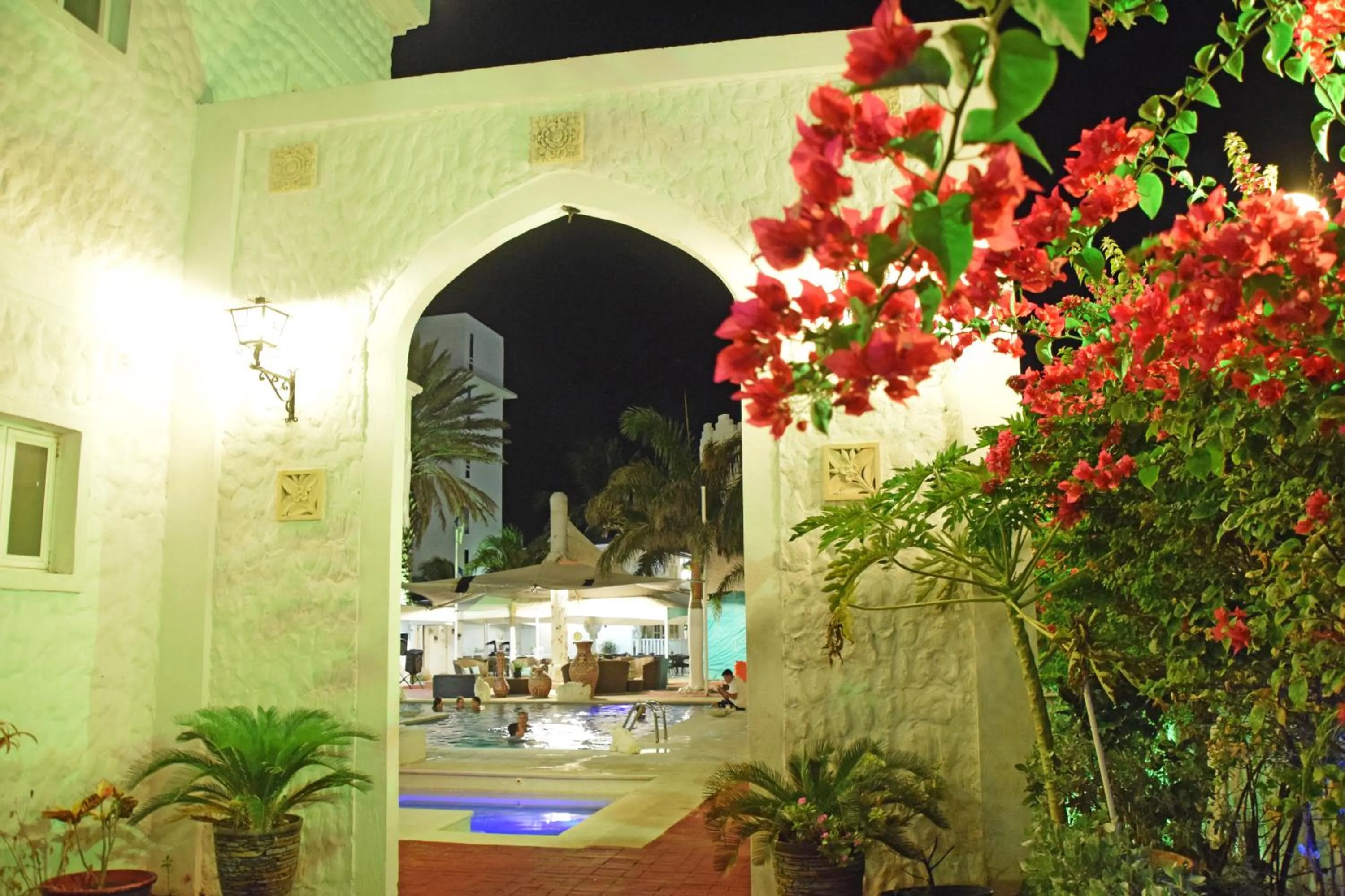 Night in Le Castel Blanc Hotel Boutique