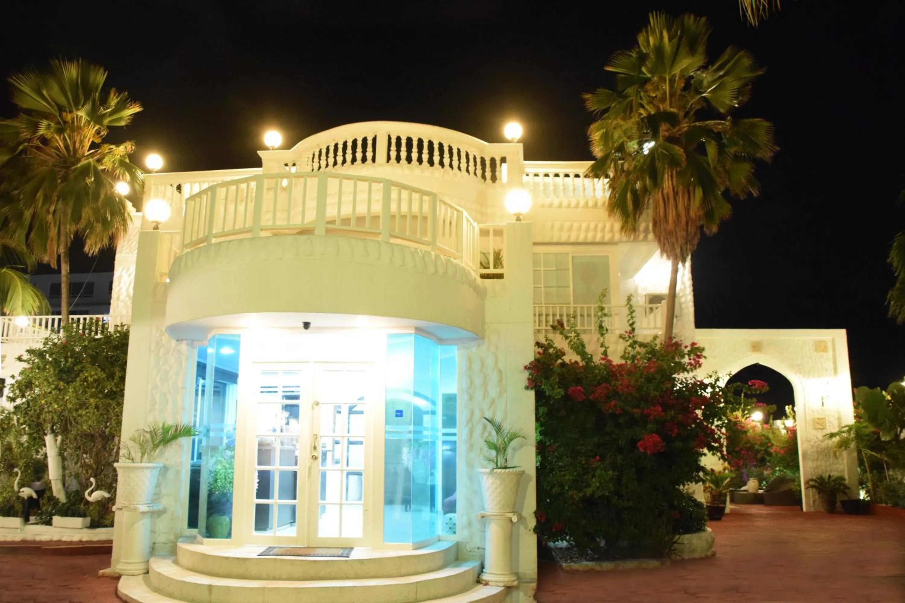 Night in Le Castel Blanc Hotel Boutique