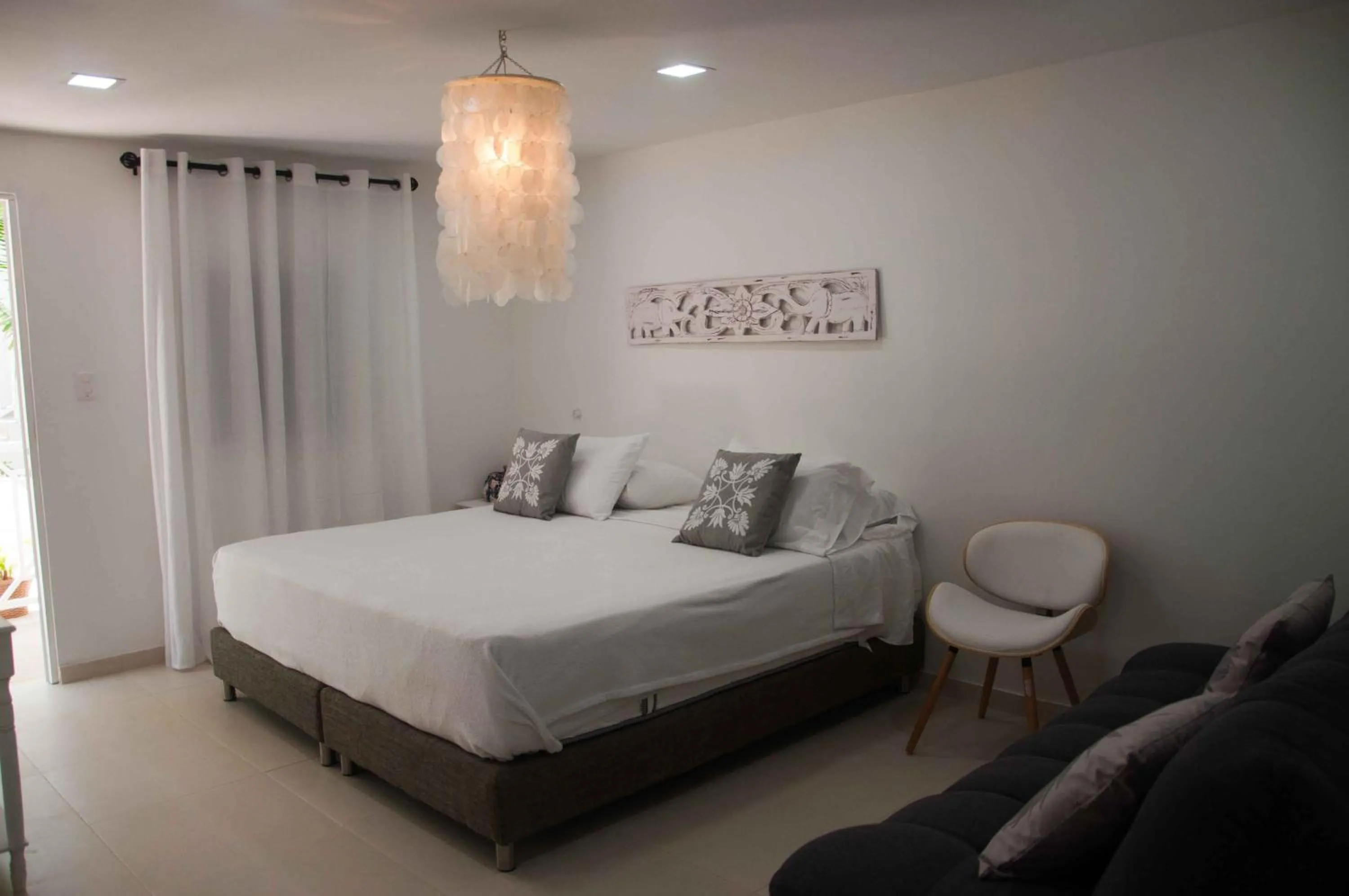 Bed in Le Castel Blanc Hotel Boutique