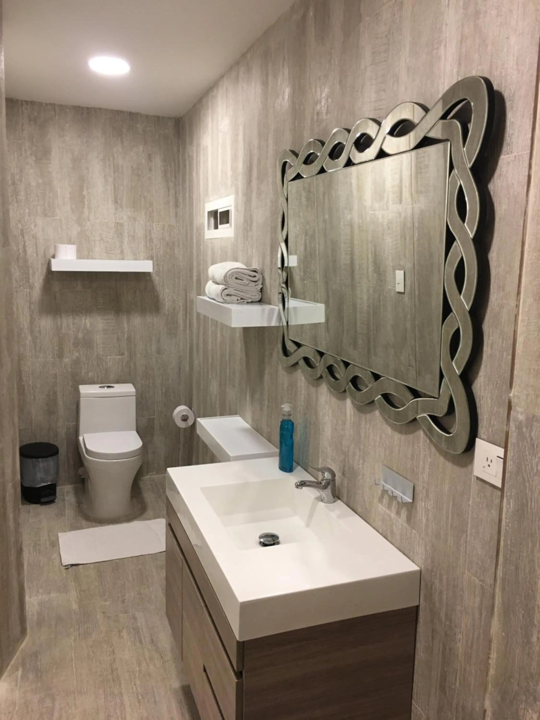 Bathroom in Le Castel Blanc Hotel Boutique