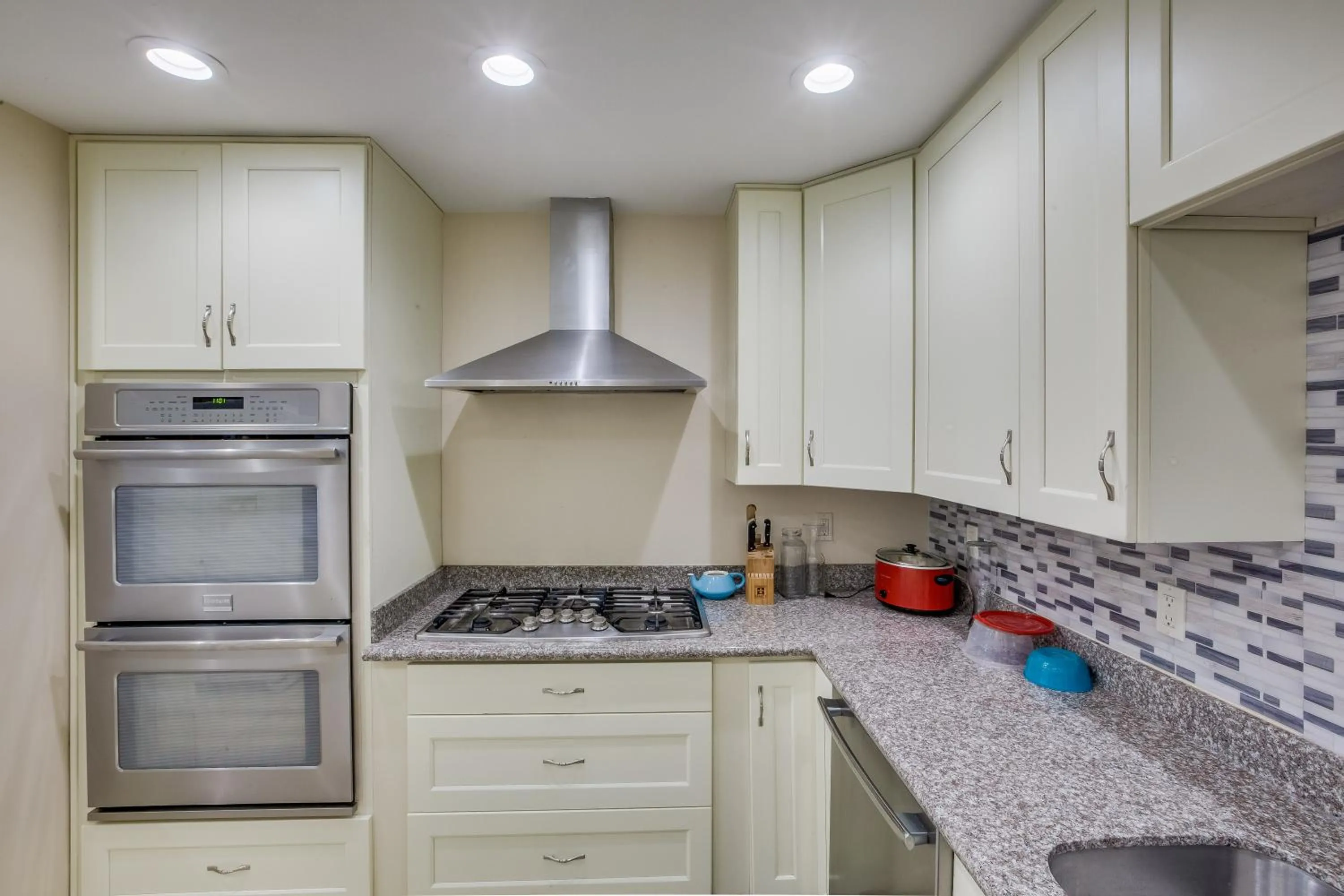 Kitchen or kitchenette in New Orleans Jazz Quarters