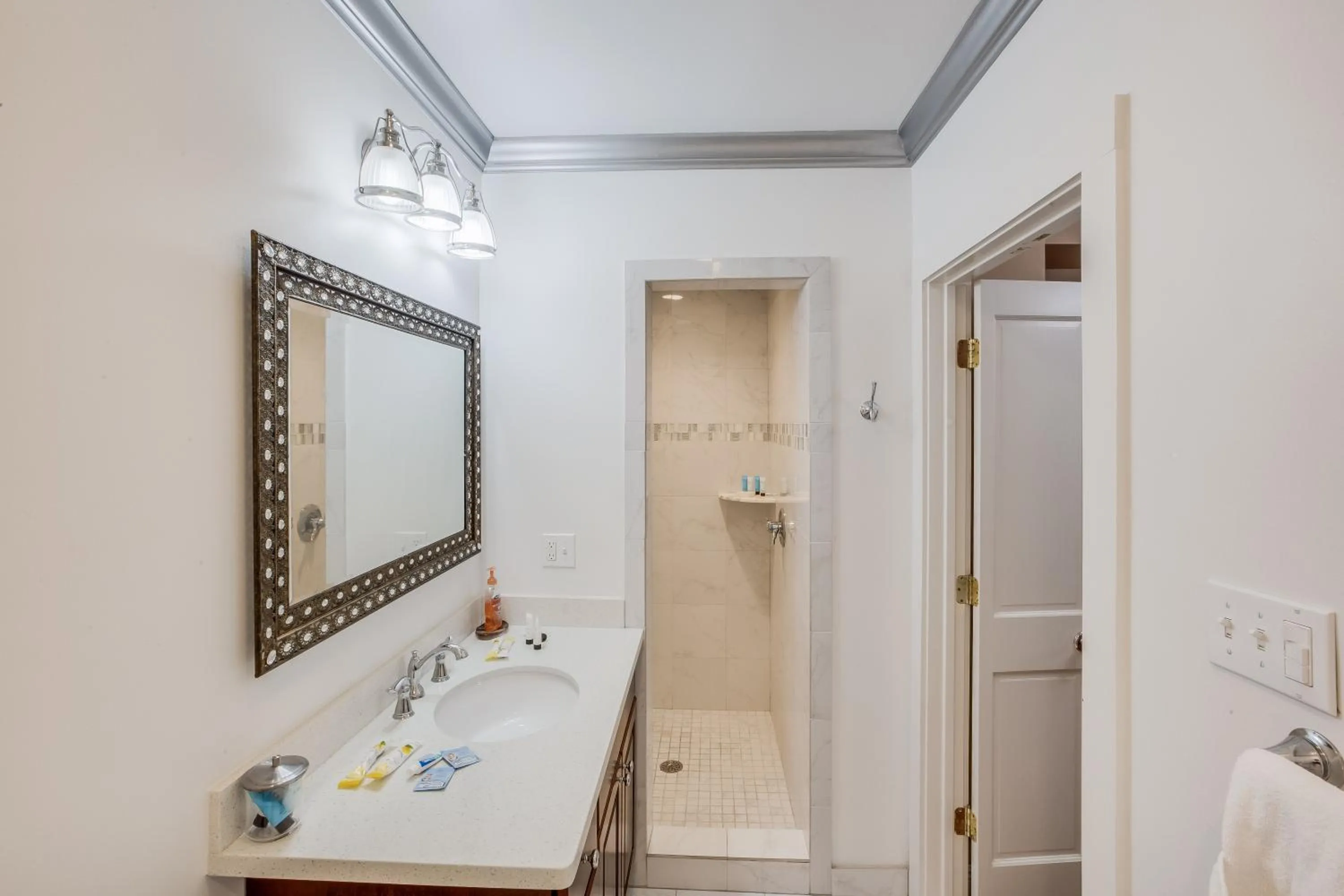 Shower in New Orleans Jazz Quarters