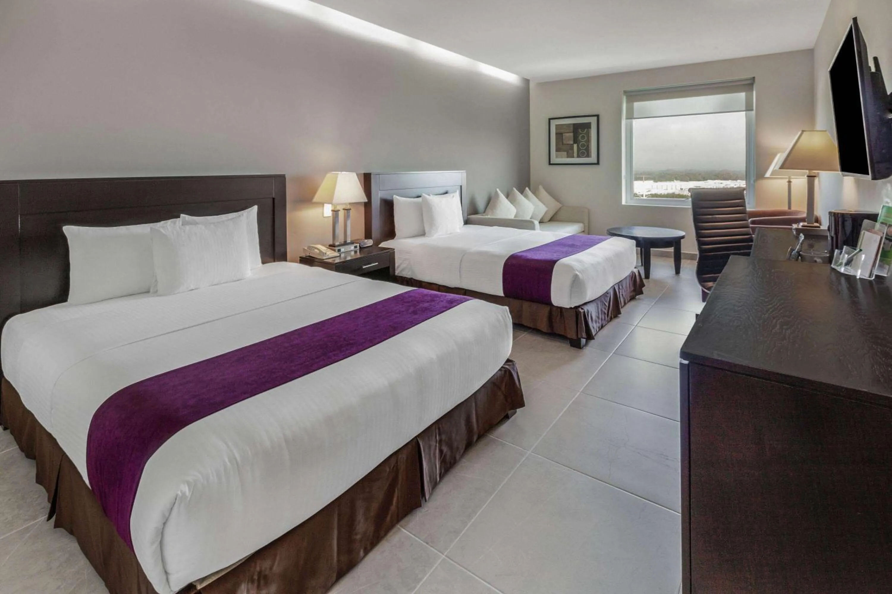 Photo of the whole room in La Quinta by Wyndham Poza Rica