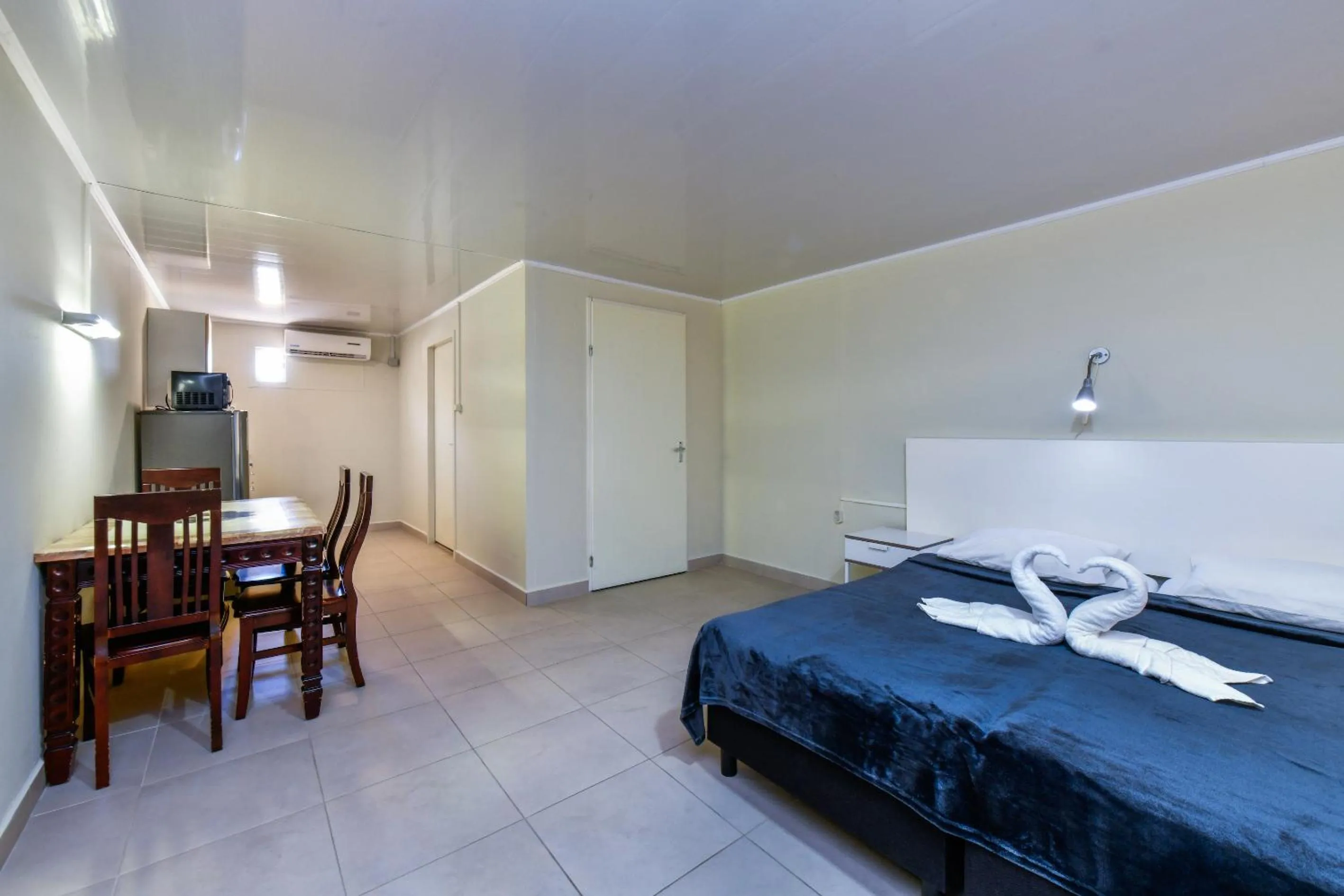 Photo of the whole room, Bed in Aruba Blue Village Hotel and Apartments