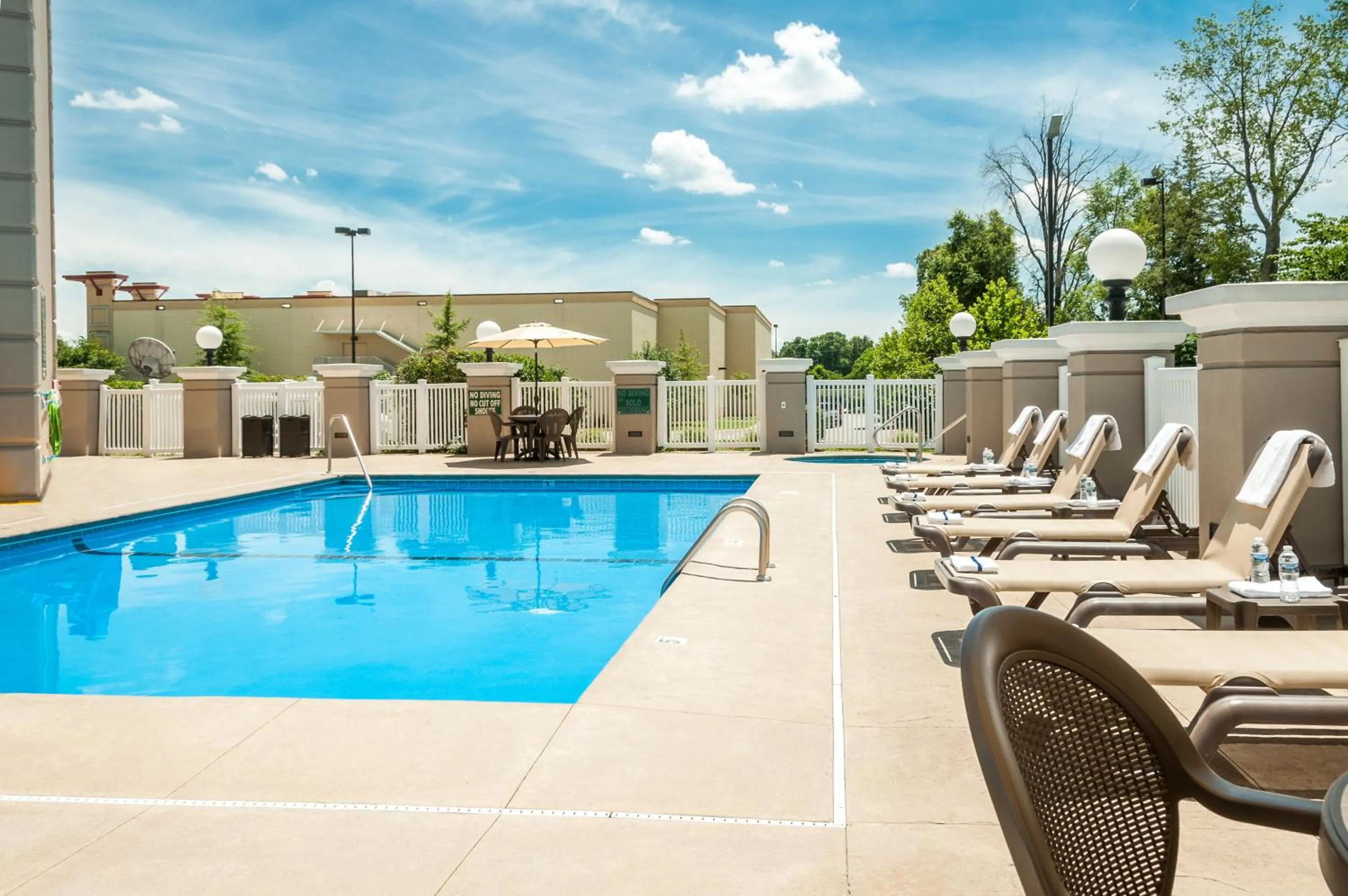 Pool view in Country Inn & Suites by Radisson, Cookeville, TN