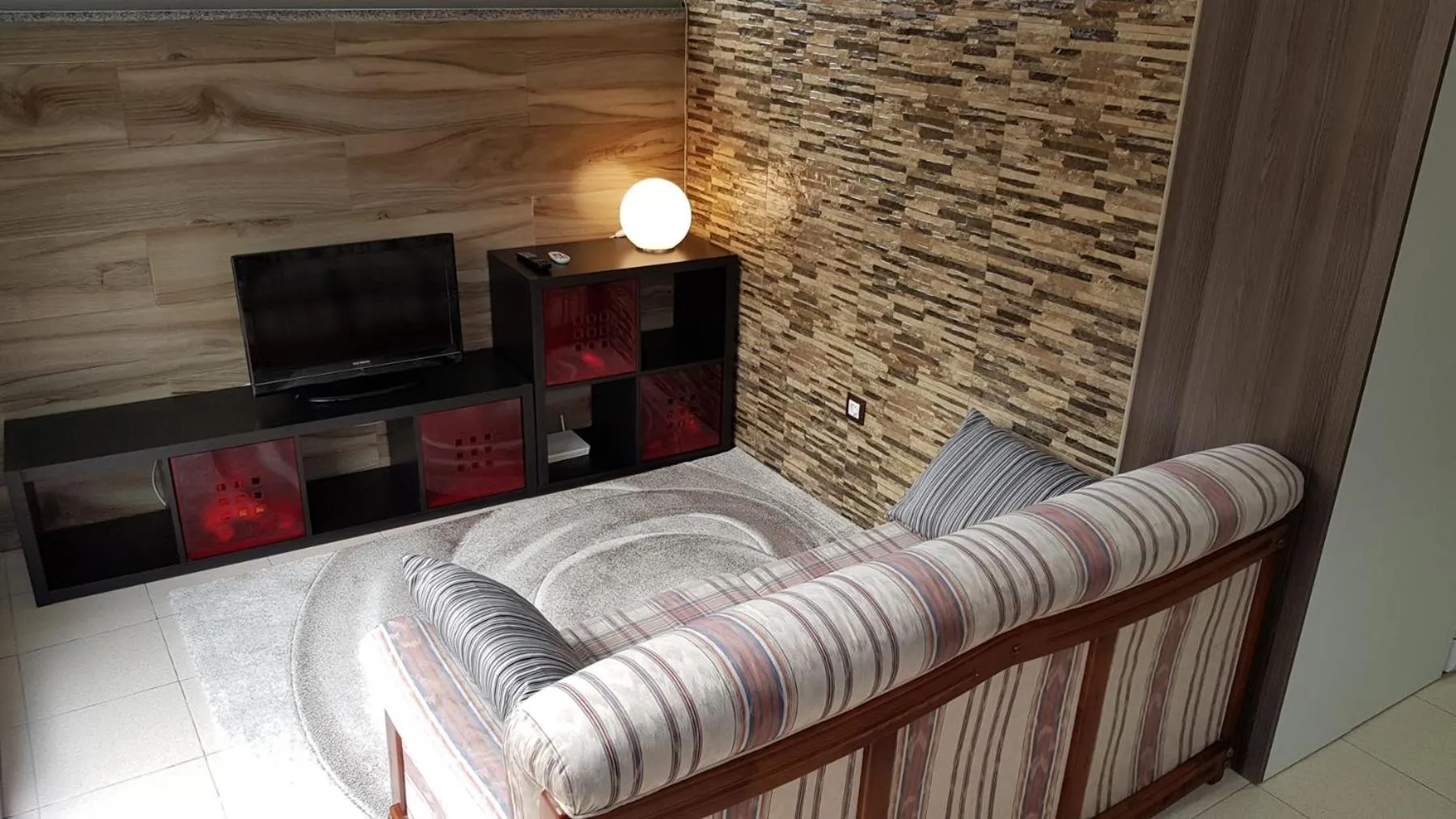 Communal lounge/ TV room, Bed in O Ninho