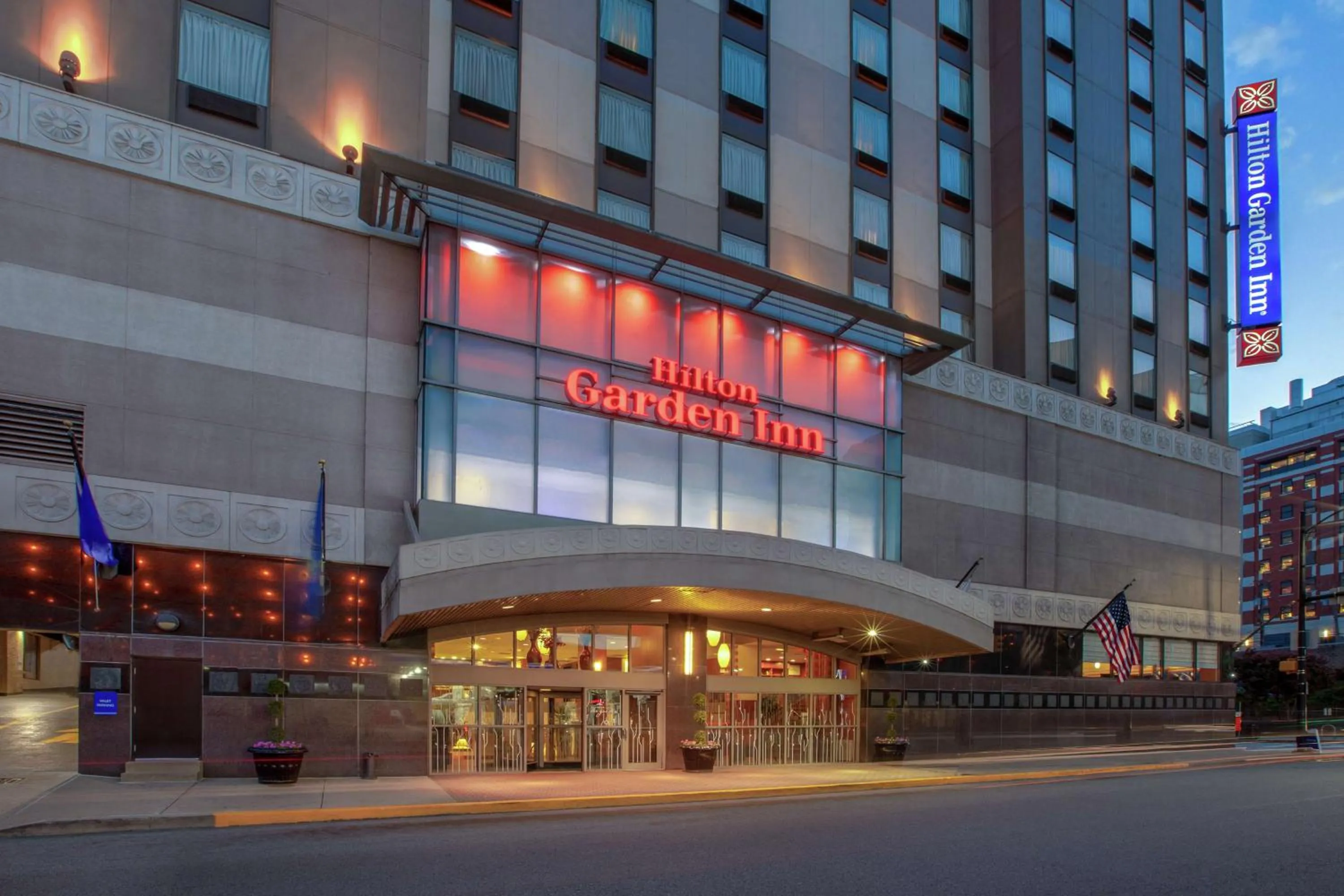 Property building in Hilton Garden Inn Pittsburgh University Place