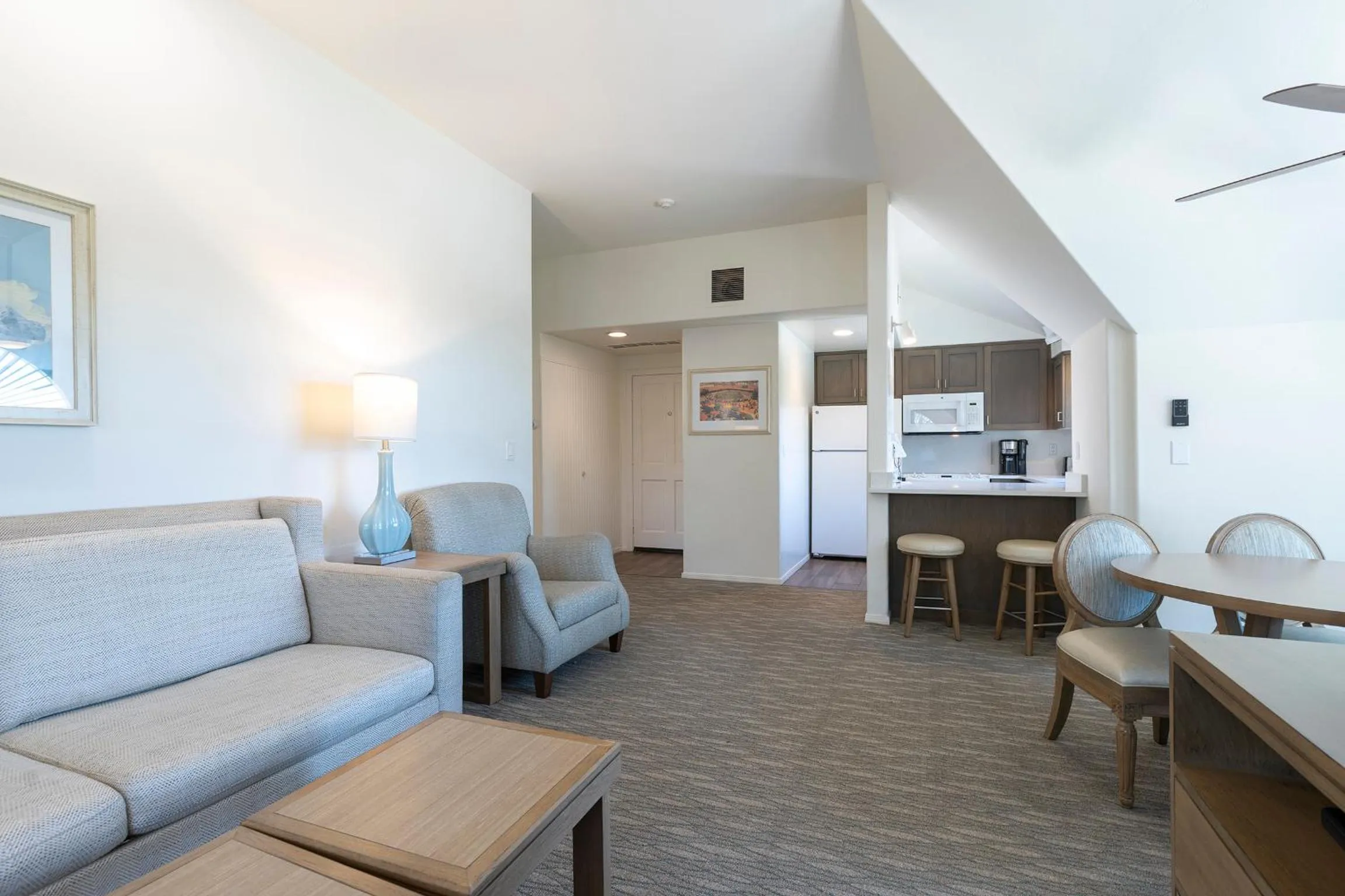 Living room in Wave Crest Resort