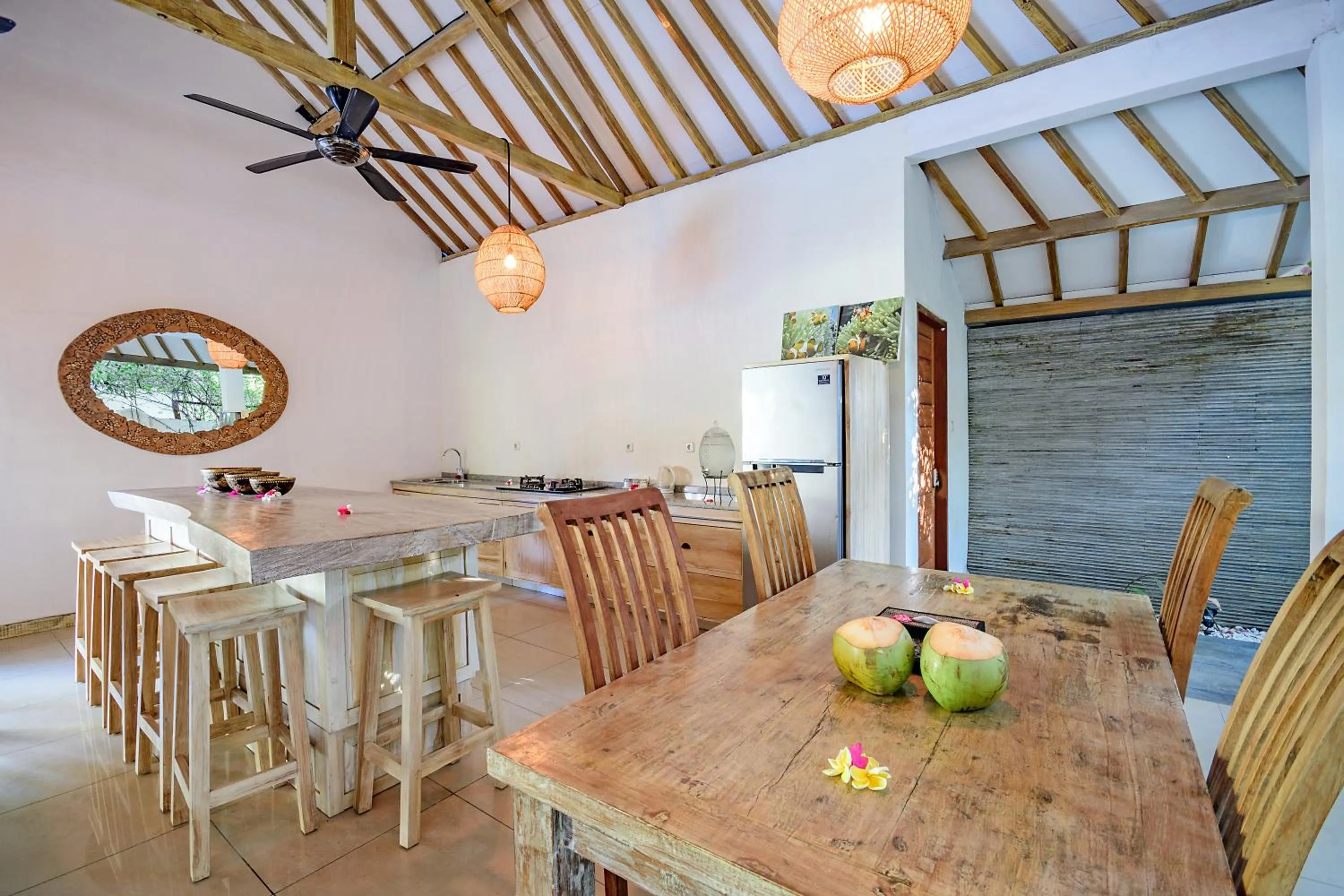 Dining area in Kelapa Villas