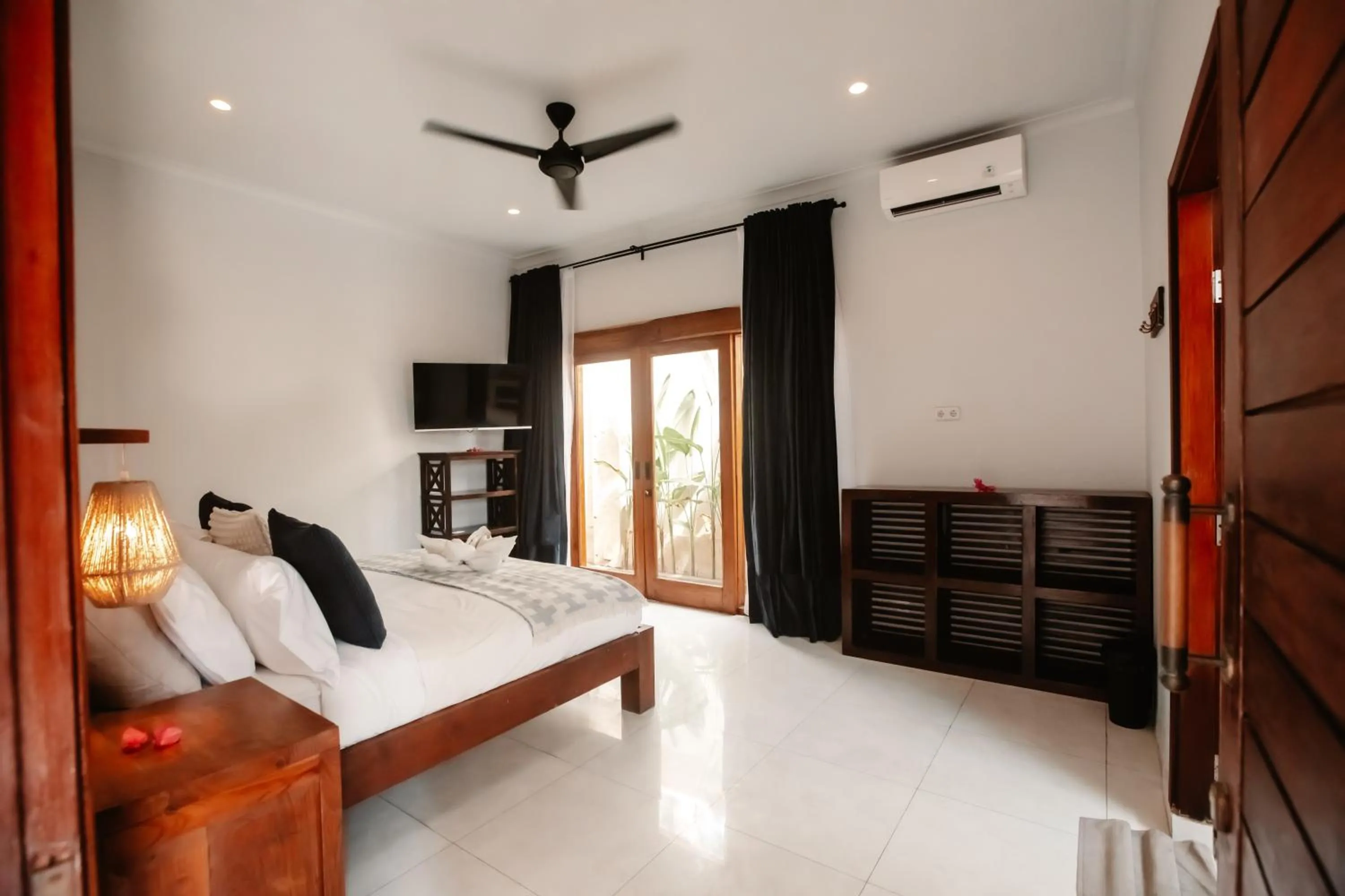 Bedroom, Bed in Kelapa Villas