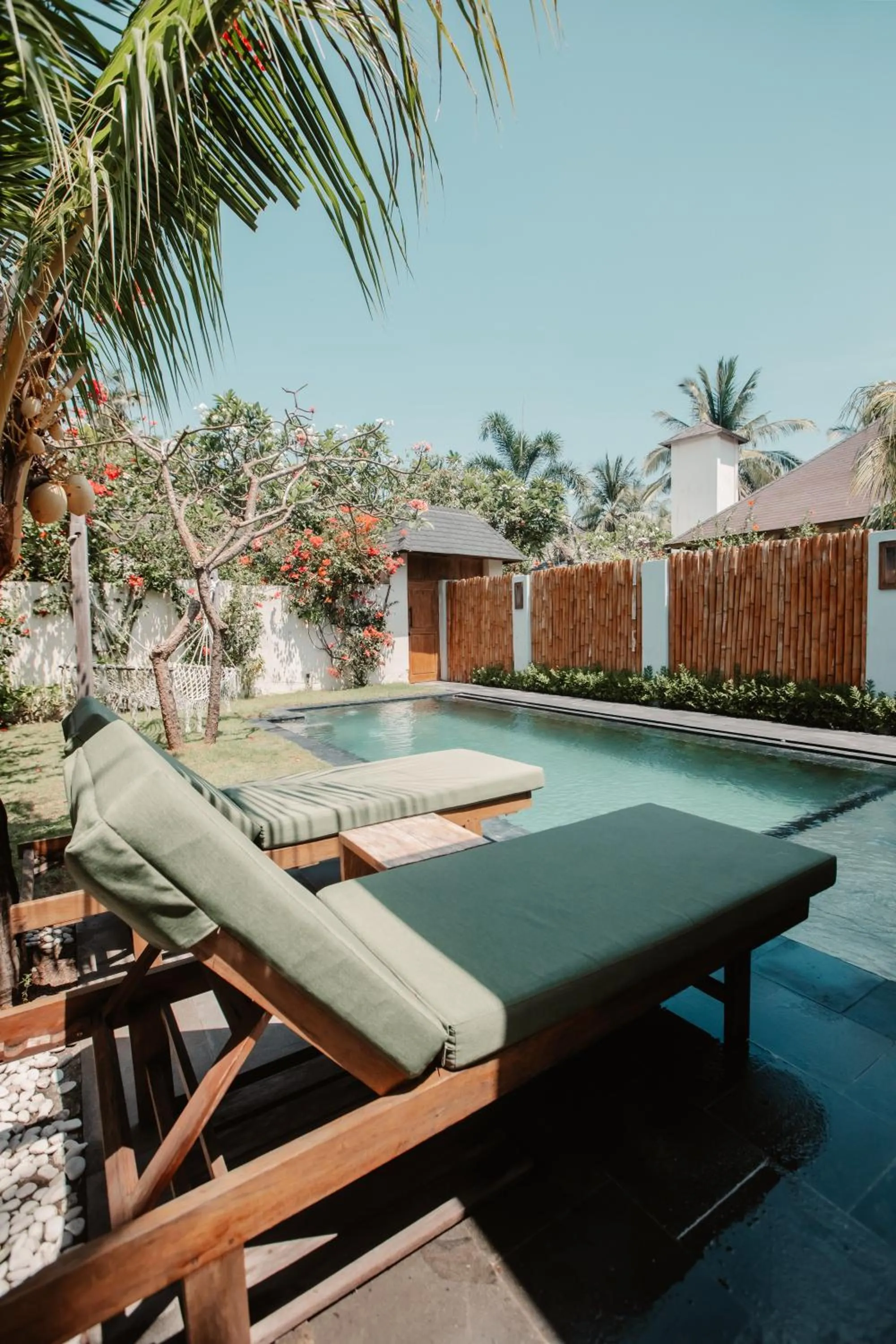 Swimming pool in Kelapa Villas
