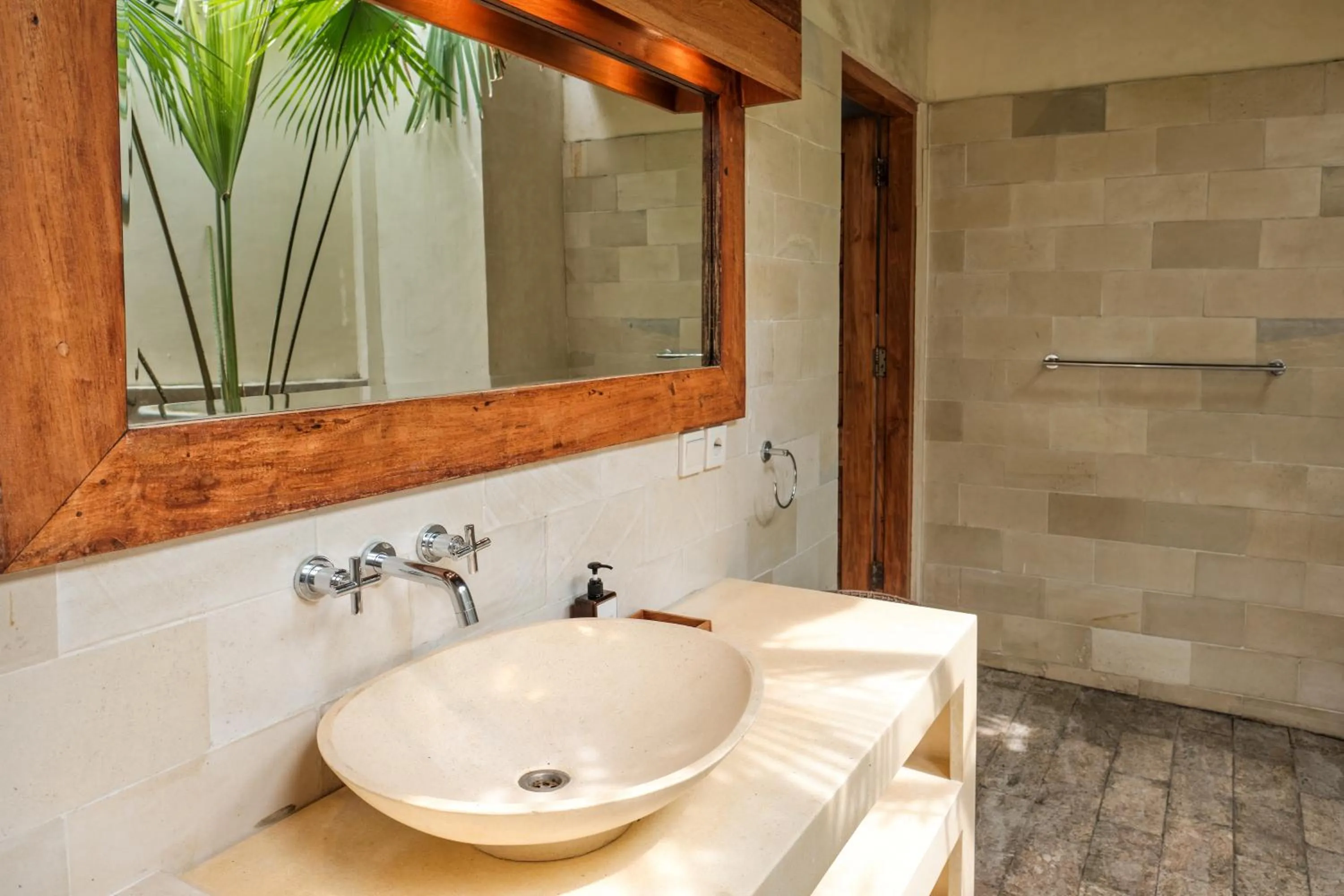 Bathroom in Kelapa Villas