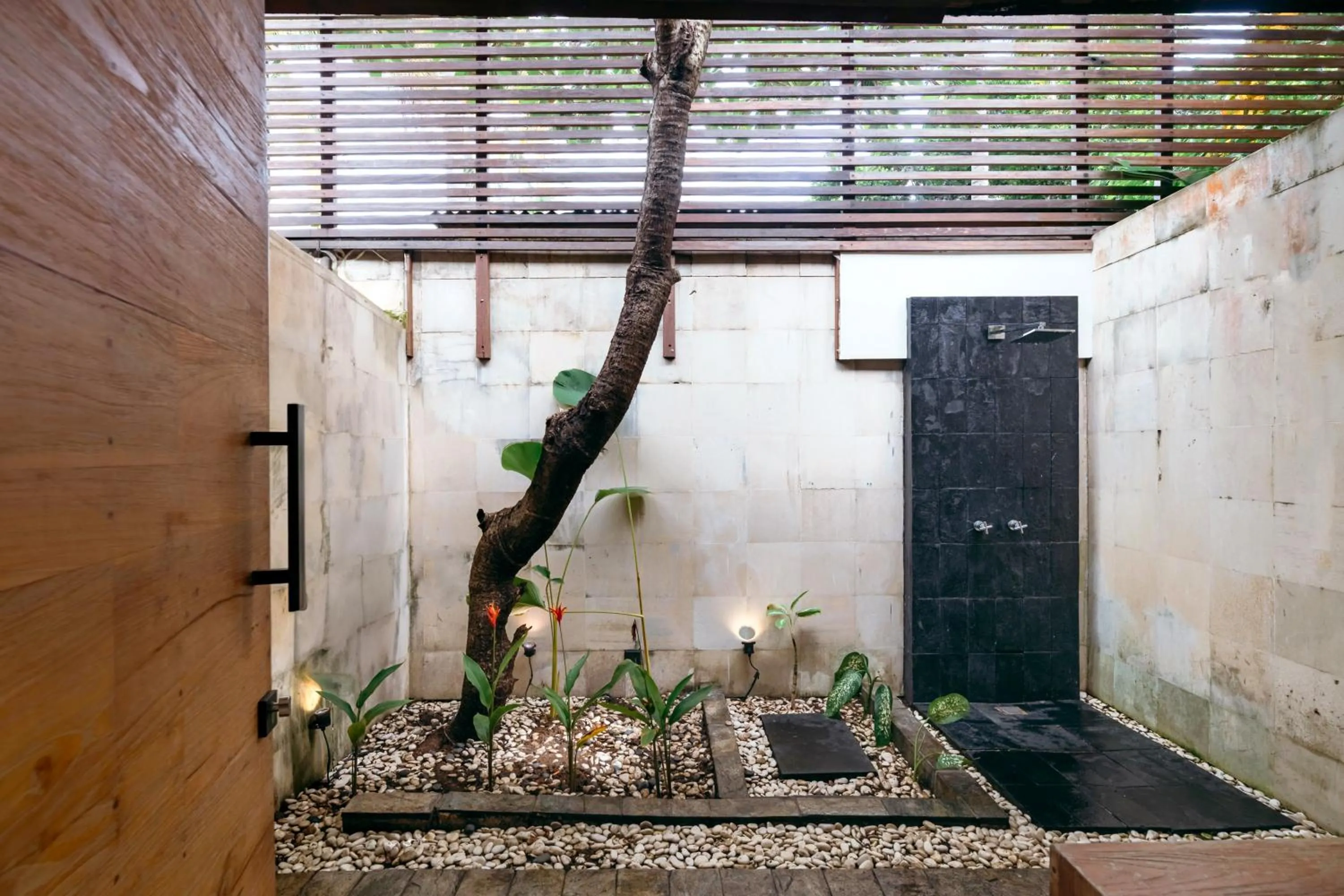 Bathroom in Kelapa Villas