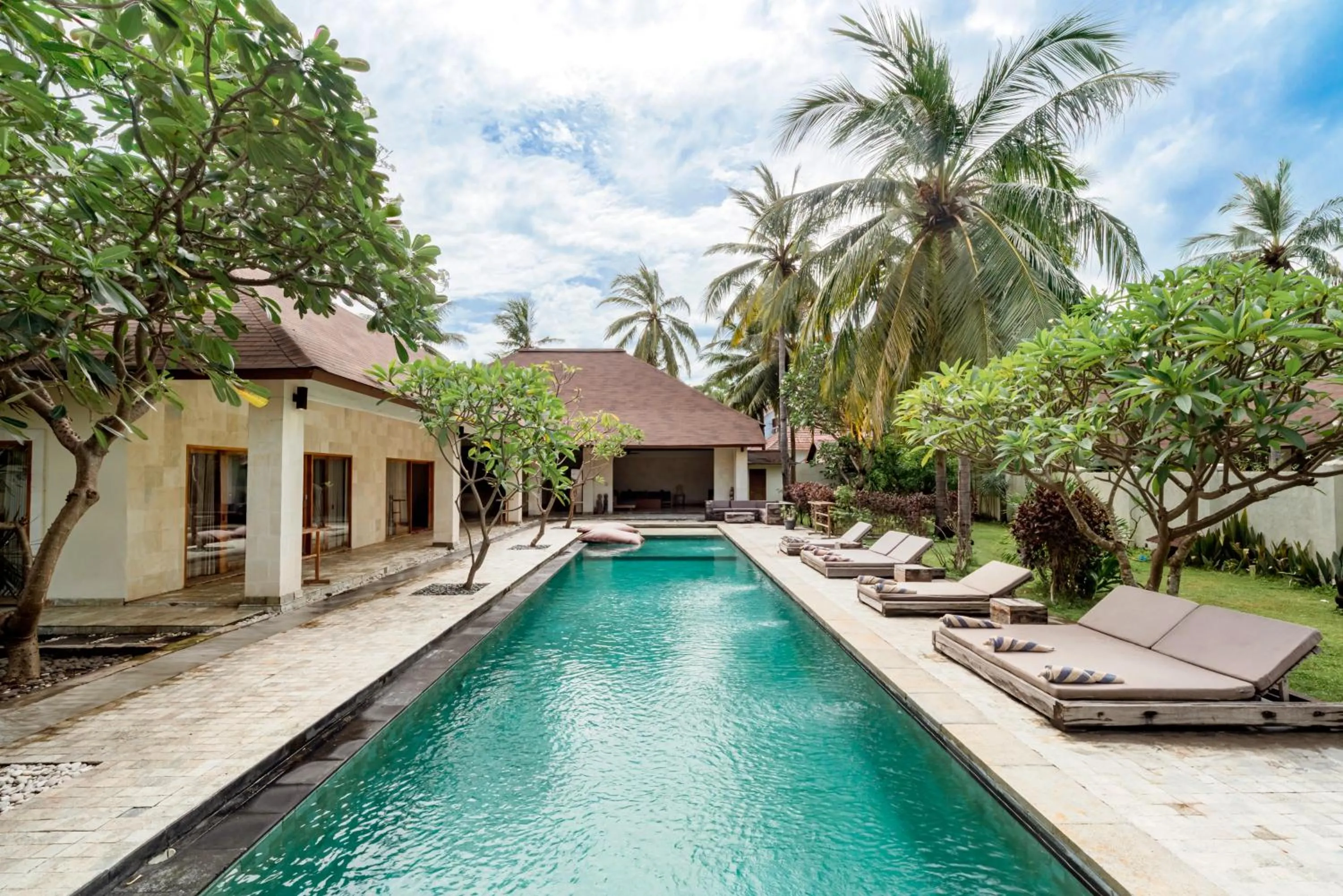 Swimming pool in Kelapa Villas