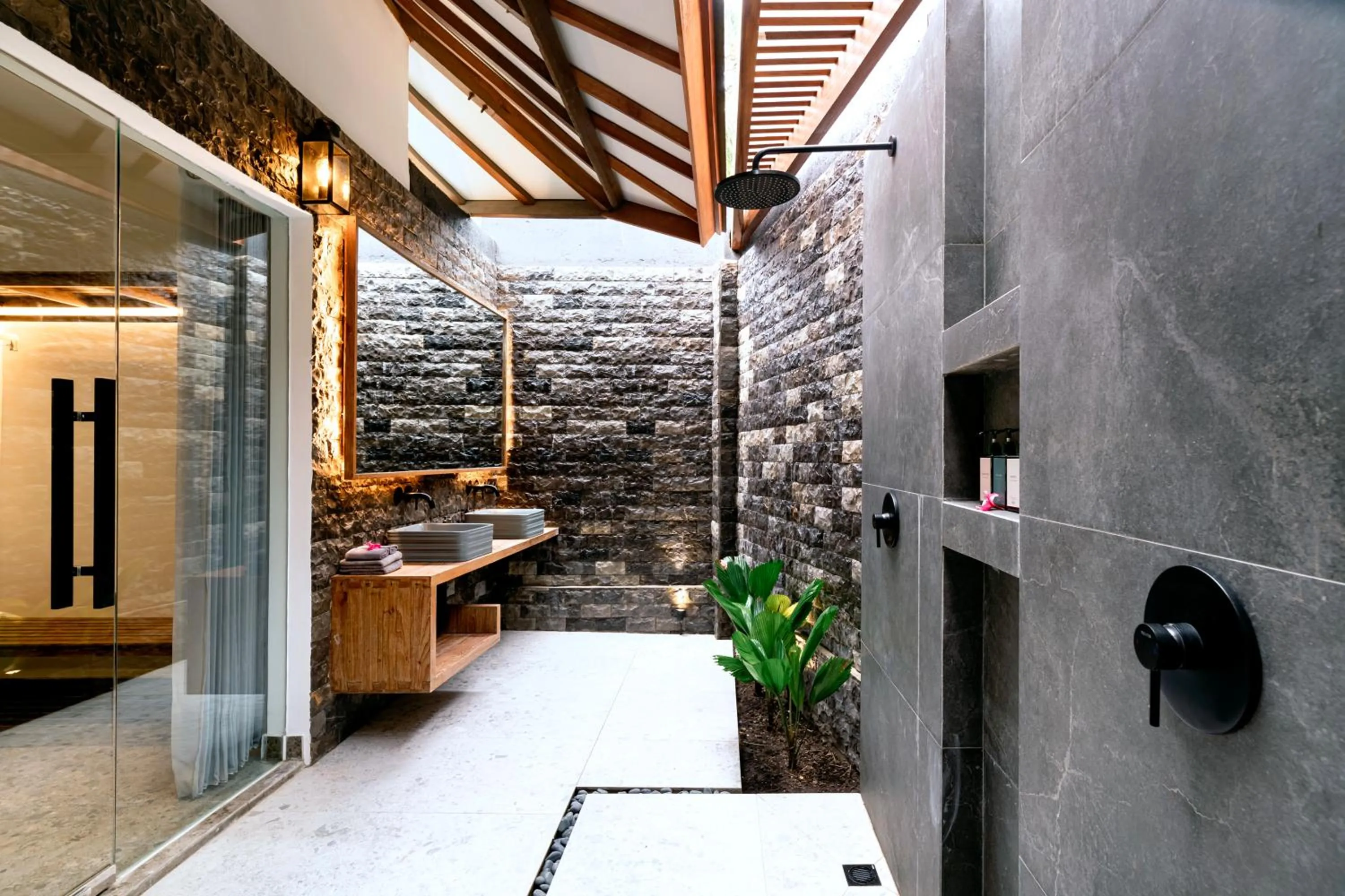 Bathroom in Kelapa Villas