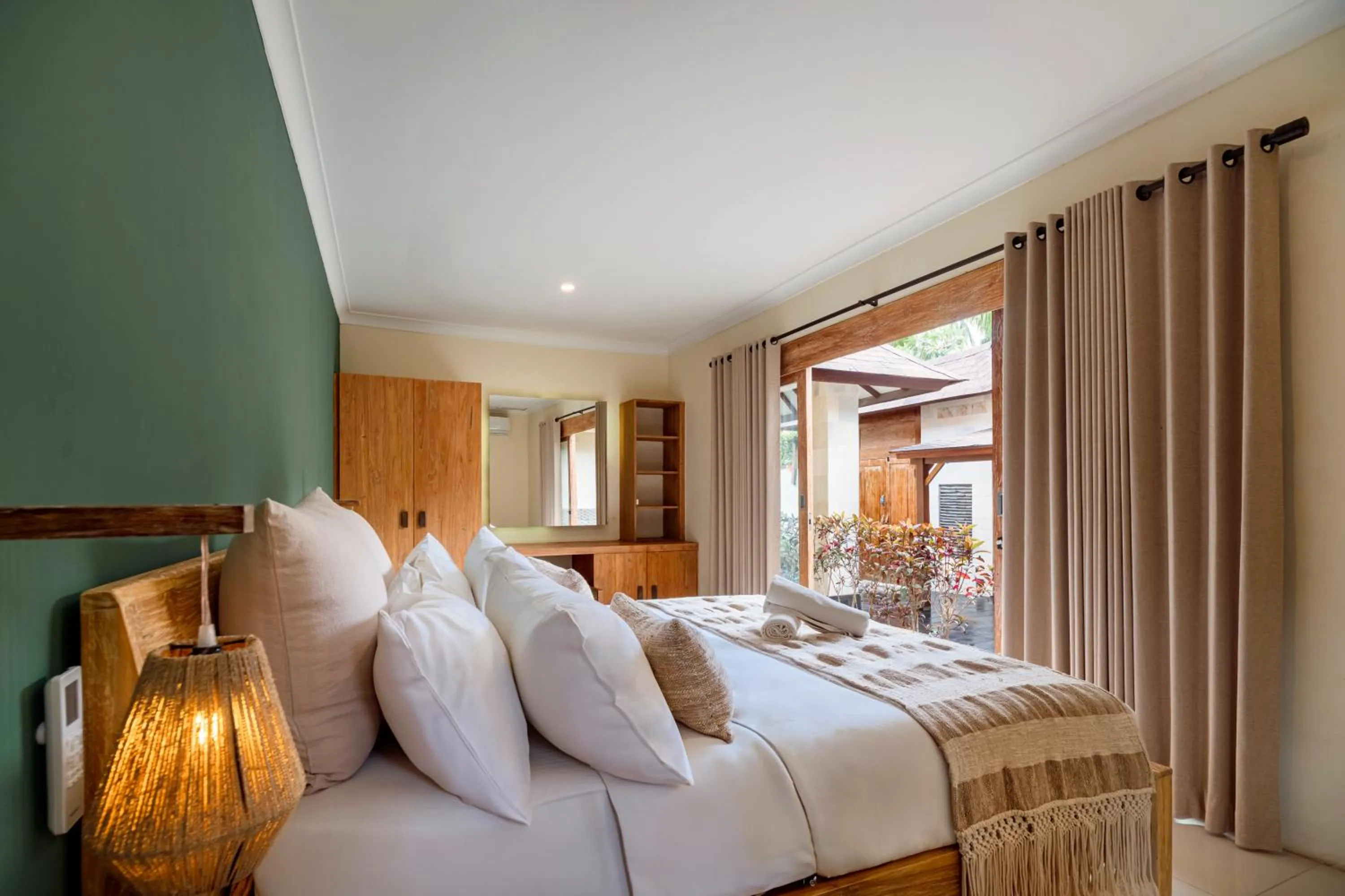 Bedroom, Bed in Kelapa Villas