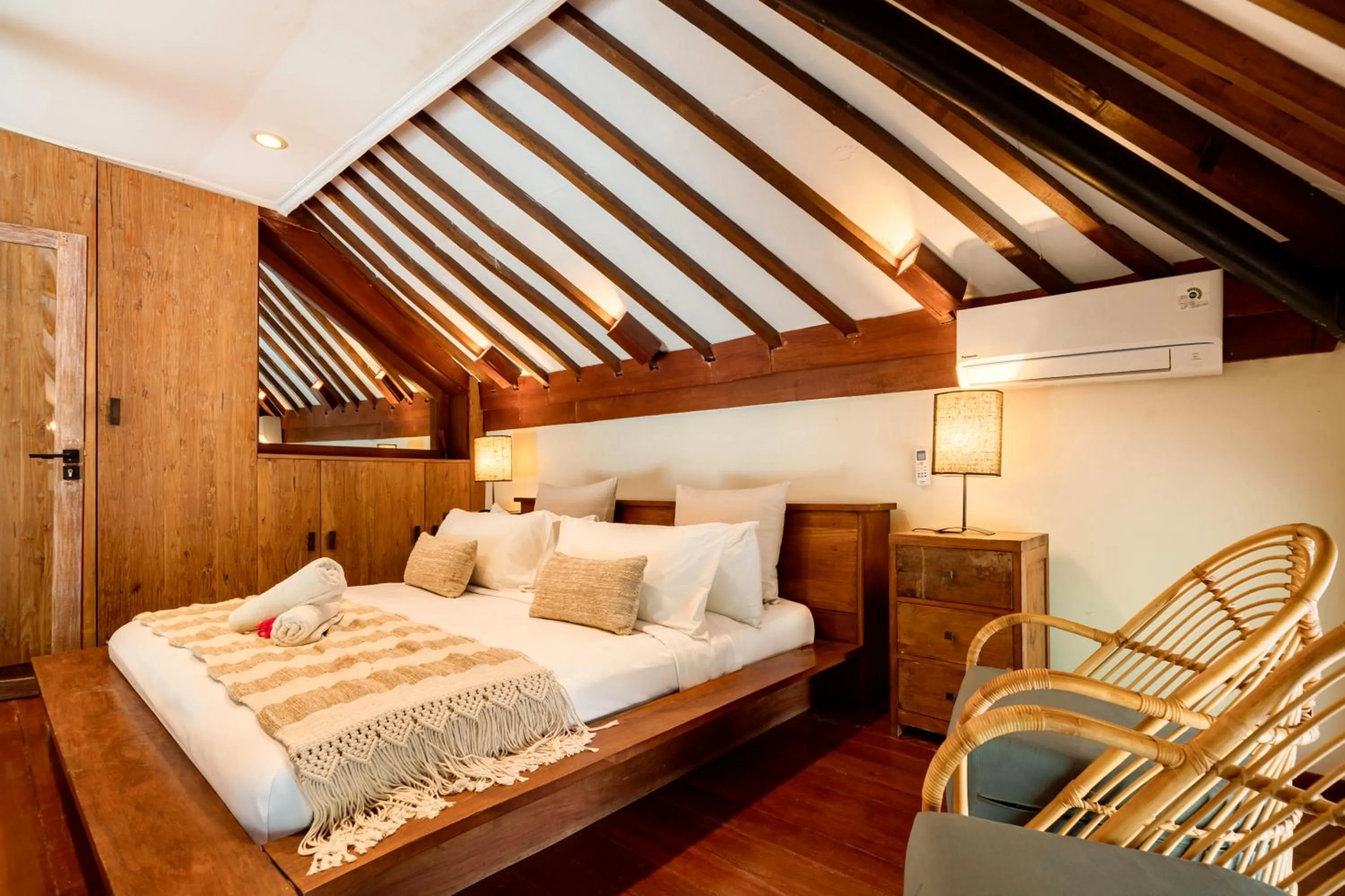 Bedroom, Bed in Kelapa Villas