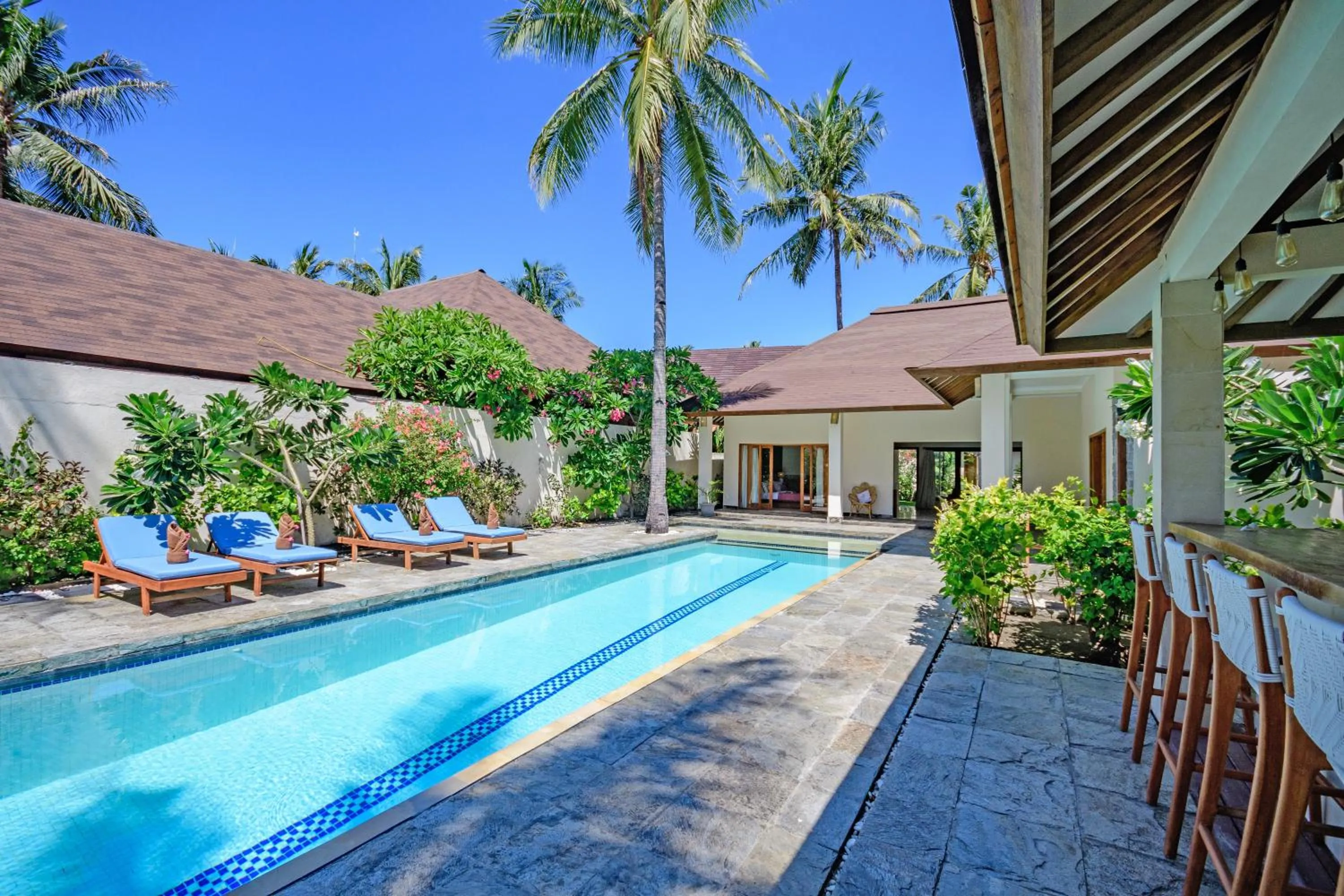 Swimming pool in Kelapa Villas