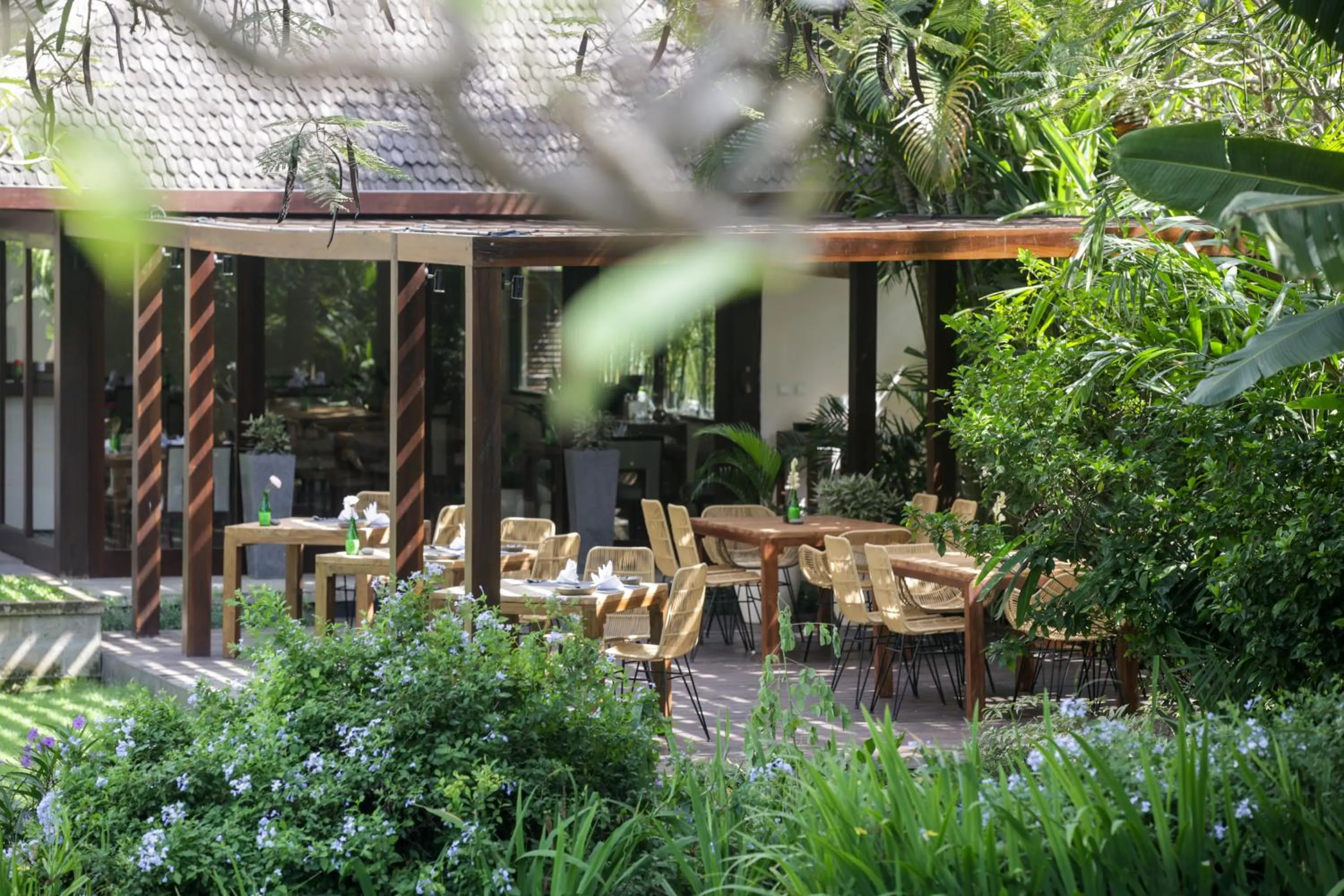 Food and drinks in Villa Air Bali Boutique Resort and Spa