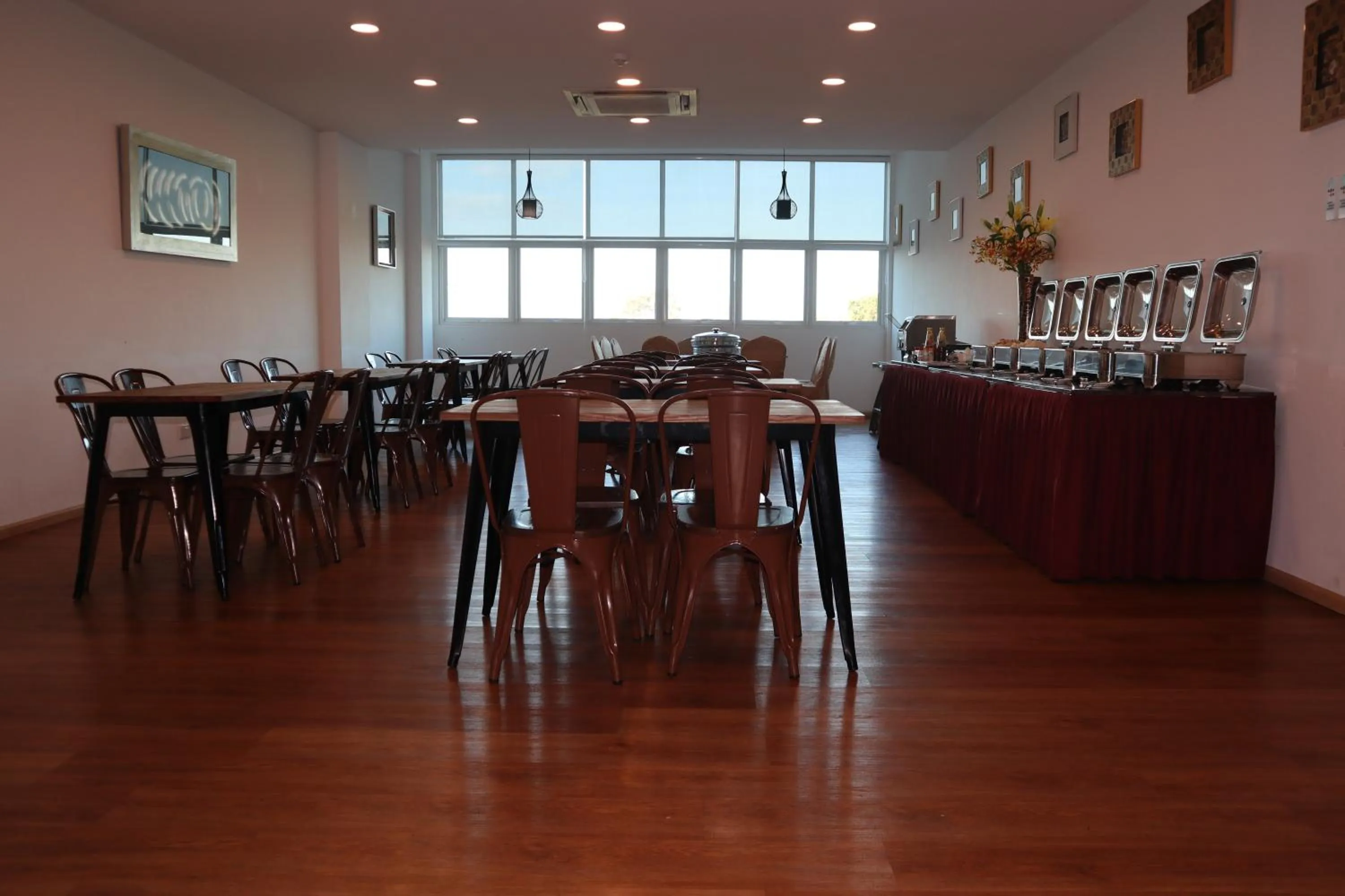 Breakfast in Aman Hills Hotel