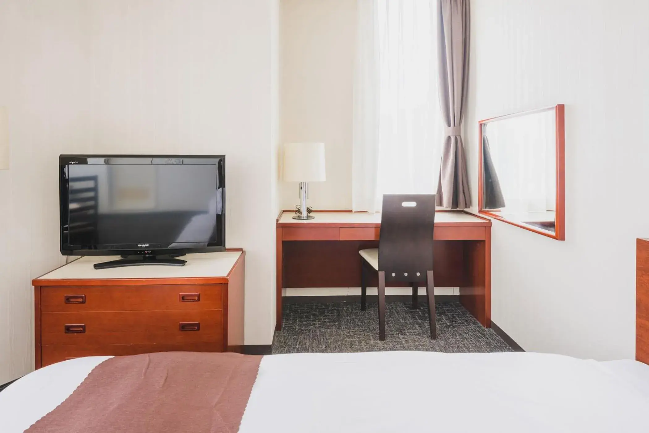 Standard Twin Room(Annex) - single occupancy - Indoor Bath - Non-Smoking in Ooedo Onsen Monogatari Awara Standard Twin Room(Annex) - single occupancy - Indoor Bath - Non-Smoking in Ooedo Onsen Monogatari Awara