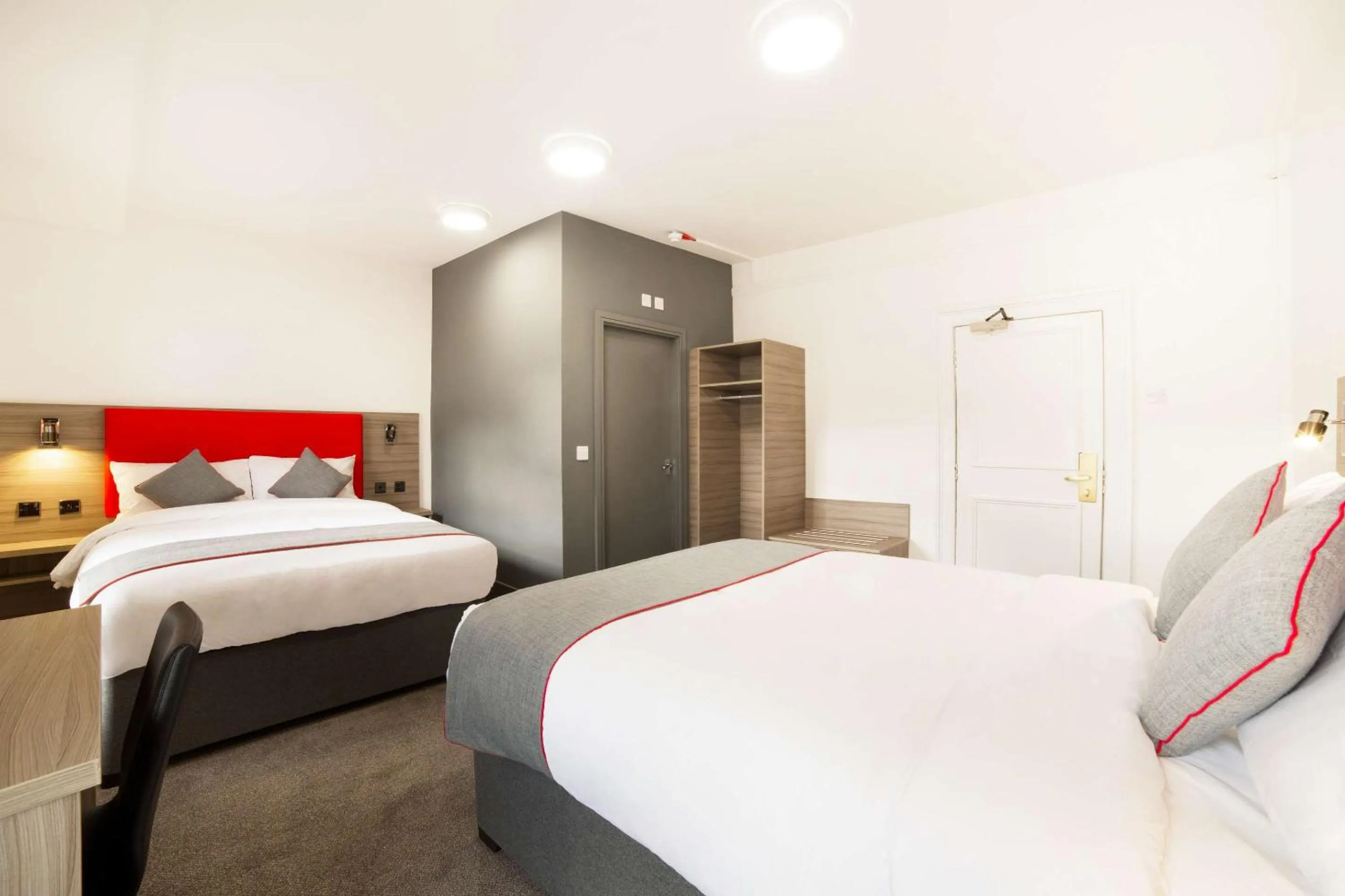 Photo of the whole room, Bed in The Connaught Hotel Wolverhampton