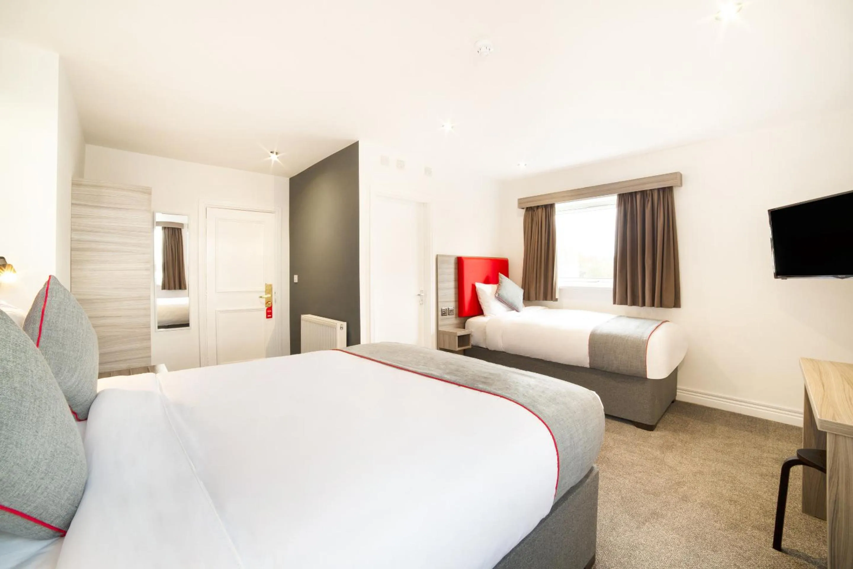 Bedroom, Bed in The Connaught Hotel Wolverhampton