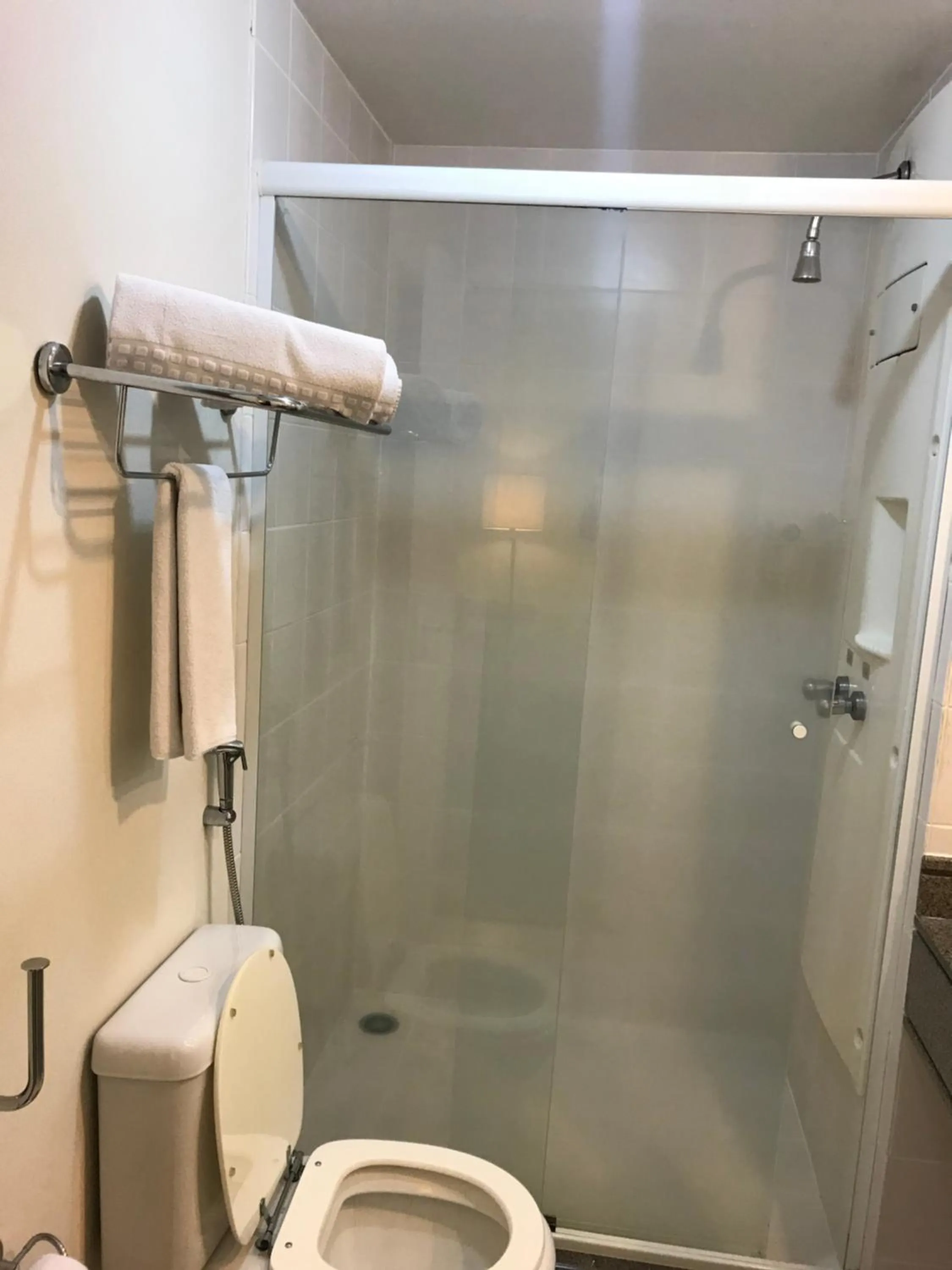 Charmoso Flat em frente ao Aeroporto de Congonhas