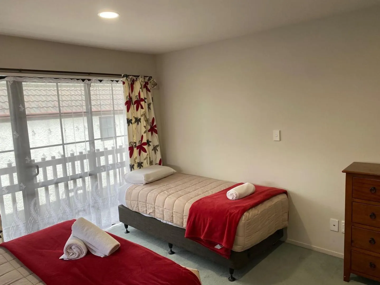 Bedroom, Bed in Southern Comfort Motel