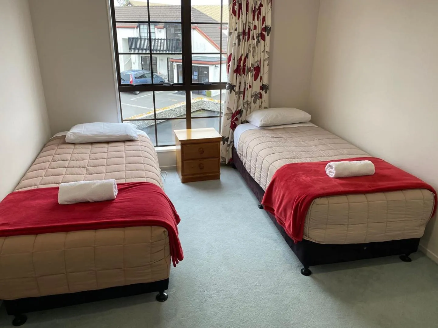 Bedroom, Bed in Southern Comfort Motel