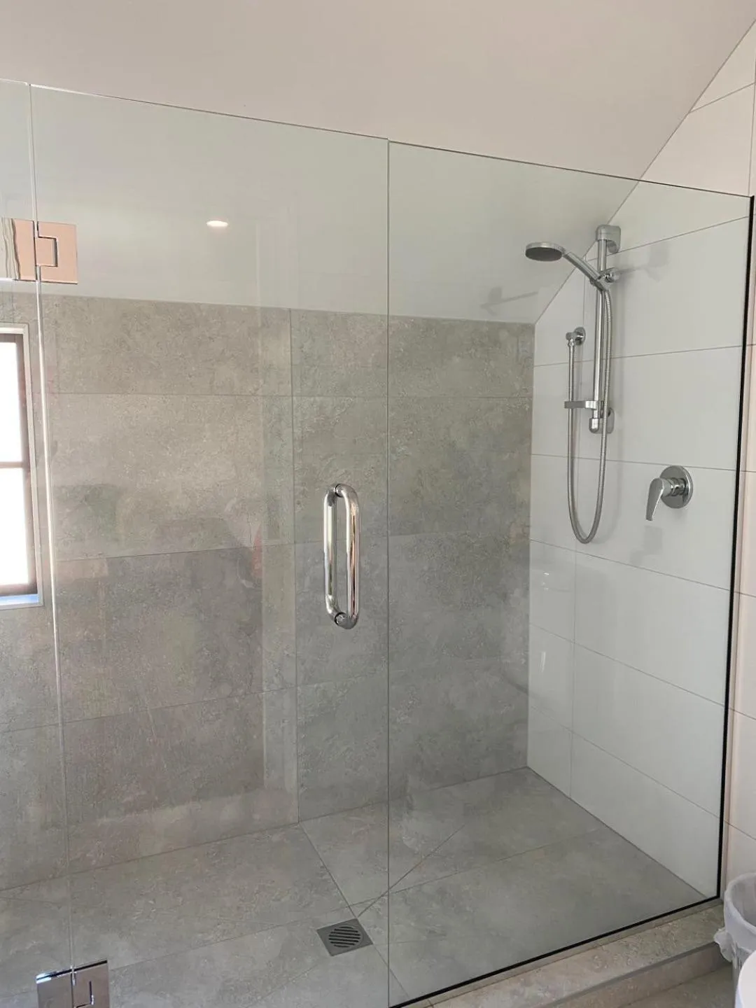 Shower in Southern Comfort Motel