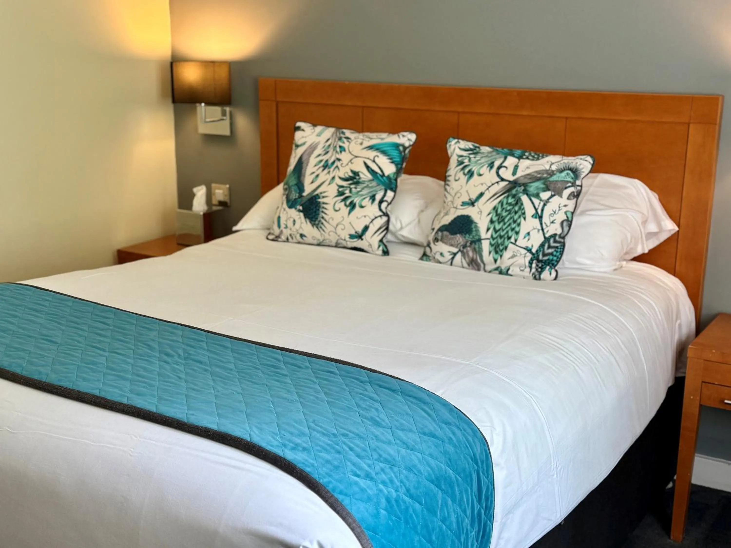 Bedroom, Bed in Wild Pheasant Hotel & Spa