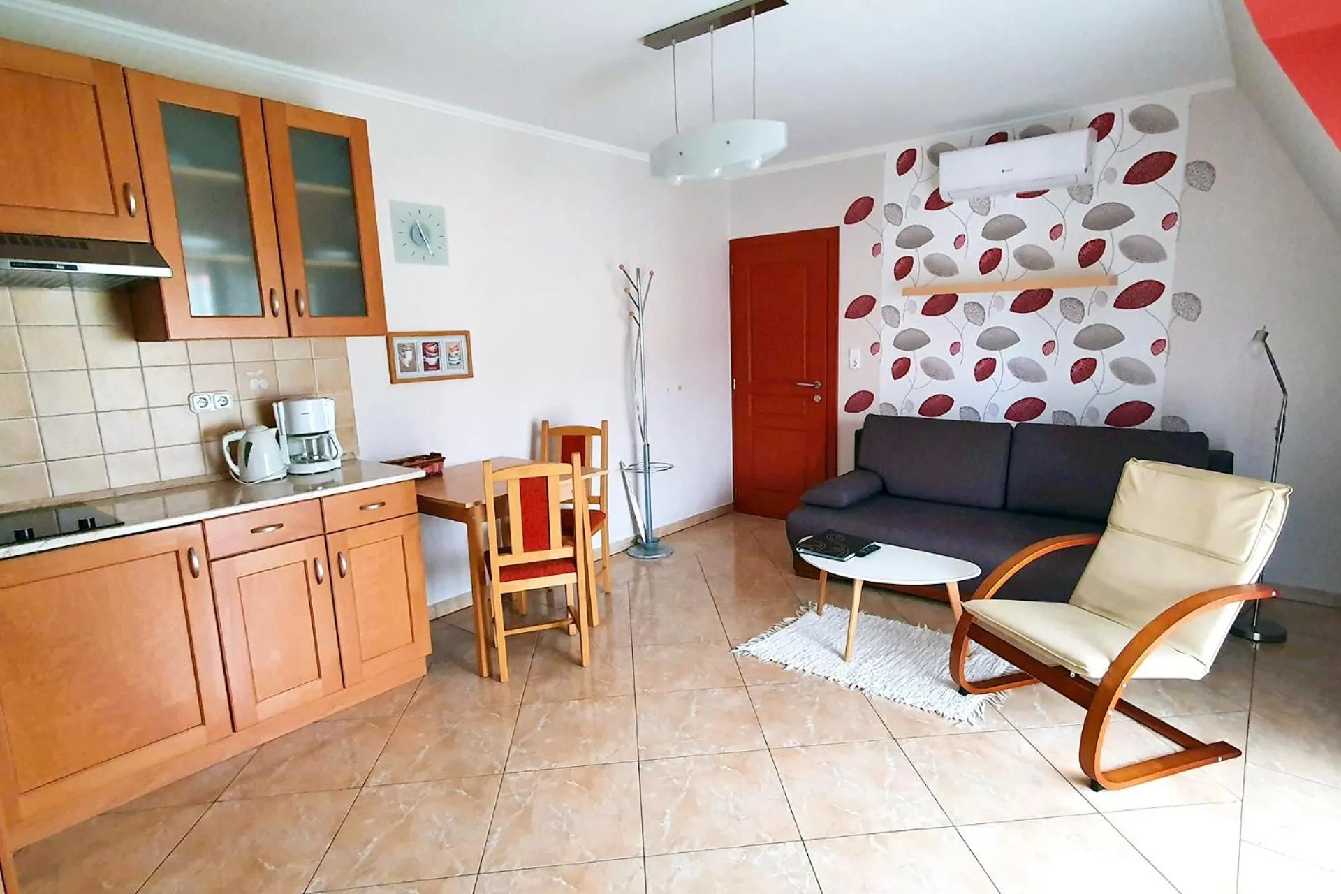 Coffee/tea facilities in Anett Villa